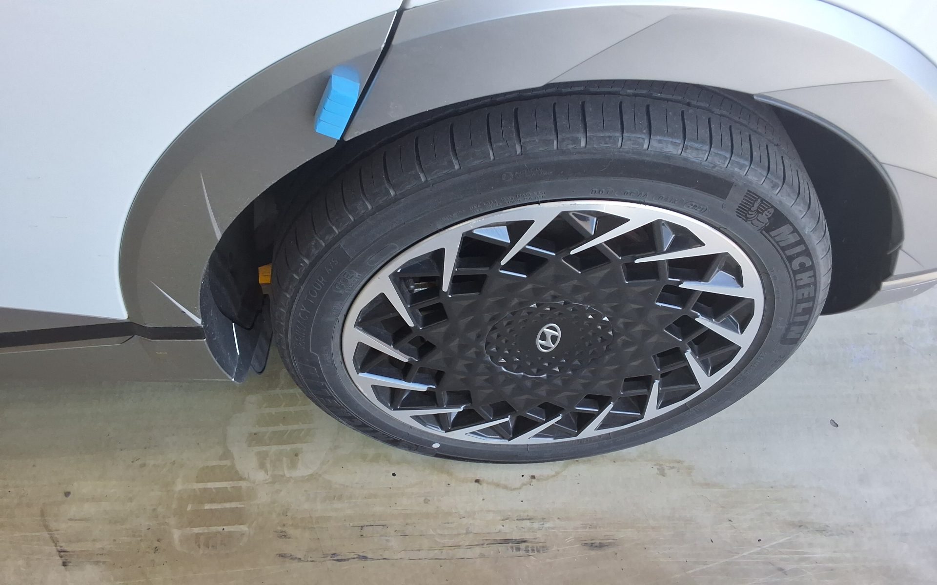 هيونداي أيونيك 2022 EV طويل المدى PRESTIGE