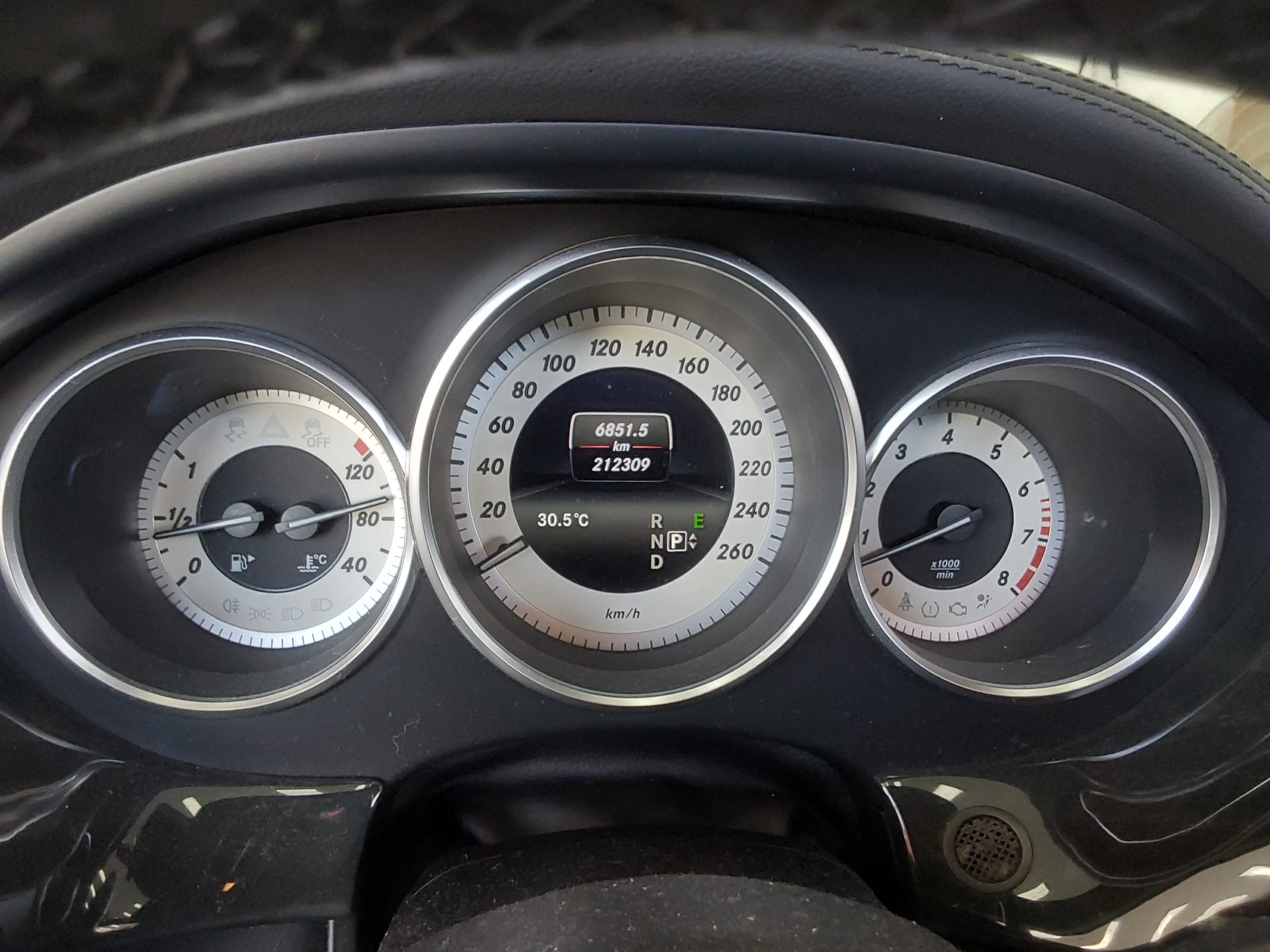 مرسيدس بنز سي إل إس Class (2Nd Gen) Cls400 2016 CLS400