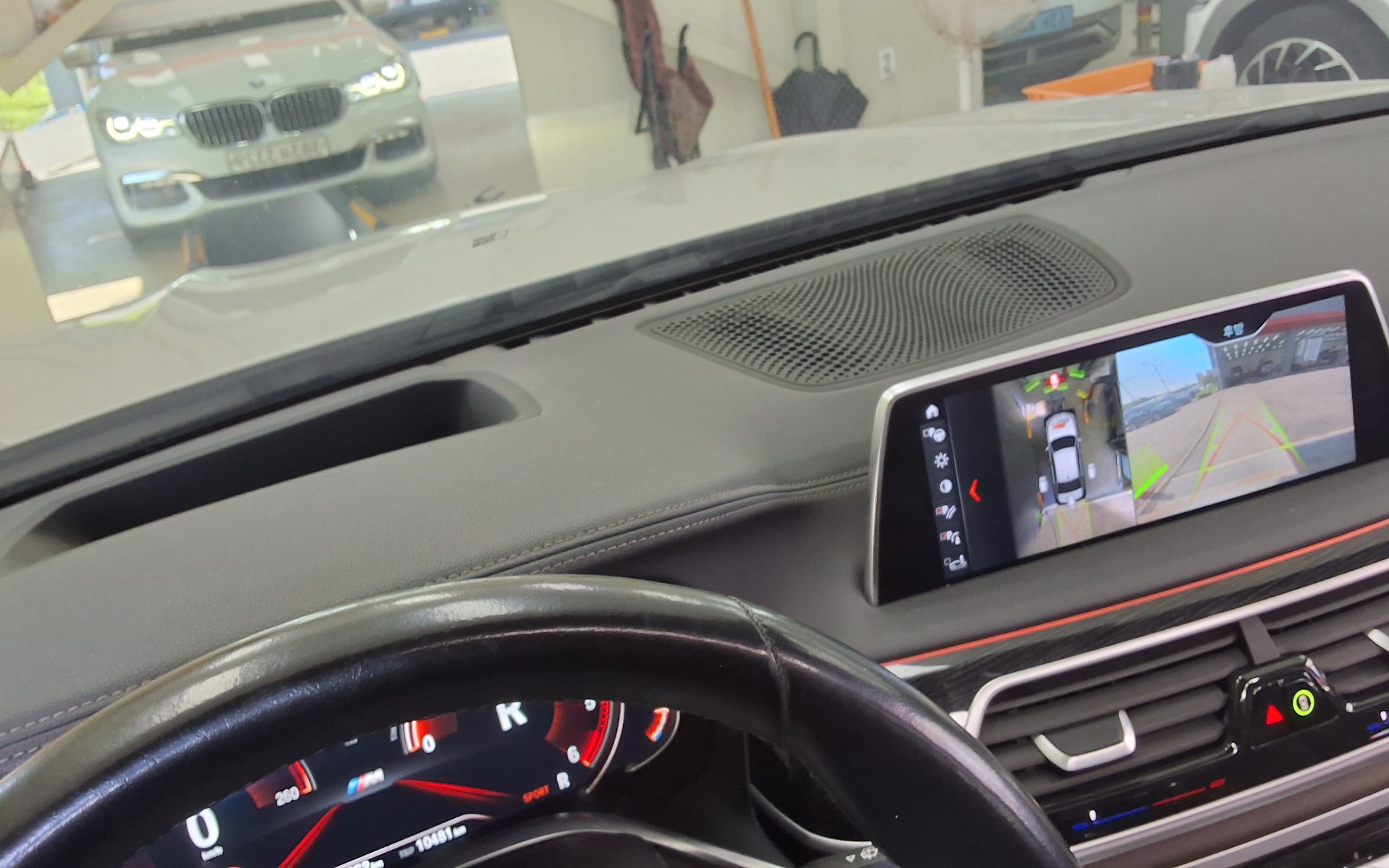 بي إم دبليو 7 Series (6Th Gen) 730Ld إكس درايف M Sport Pack 2018 SPORT