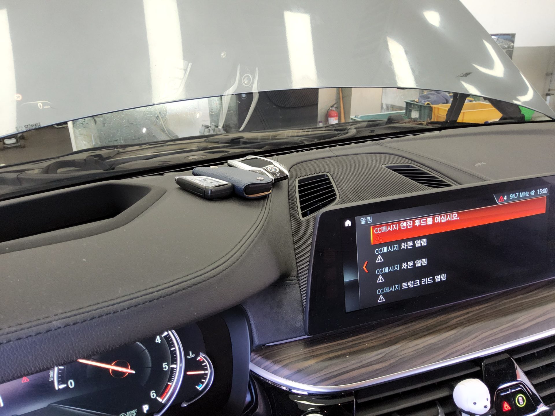 بي إم دبليو 5 Series (7Th Gen) 520D إكس درايف M Sport Pack بلس 2018 SPORT PLUS
