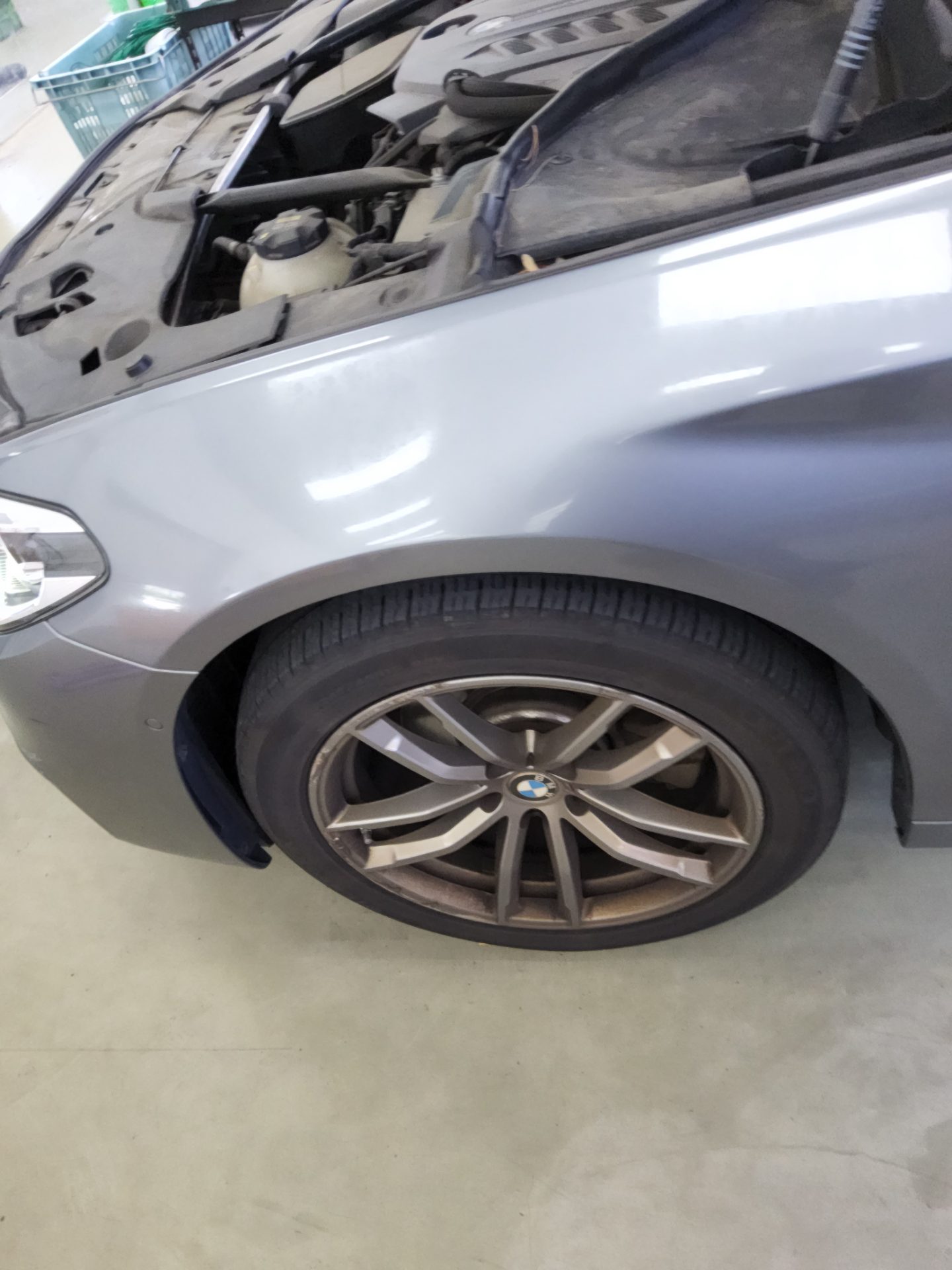 بي إم دبليو 5 Series (7Th Gen) 520D إكس درايف M Sport Pack بلس 2018 SPORT PLUS