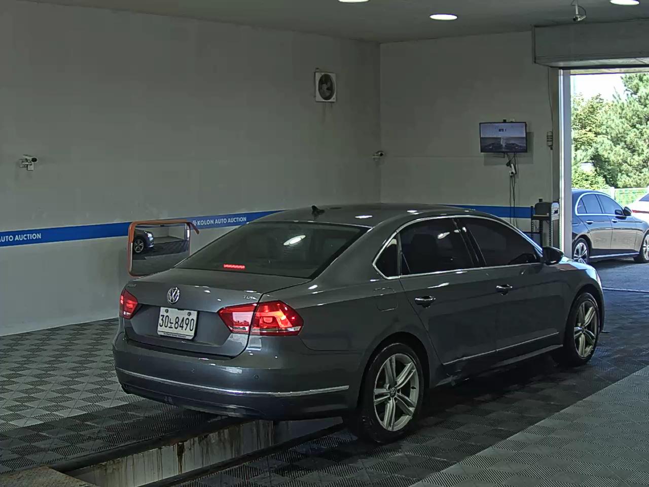 فولكس فاجن الجديد باسات (7Th Gen) 2.0 TDI 2015