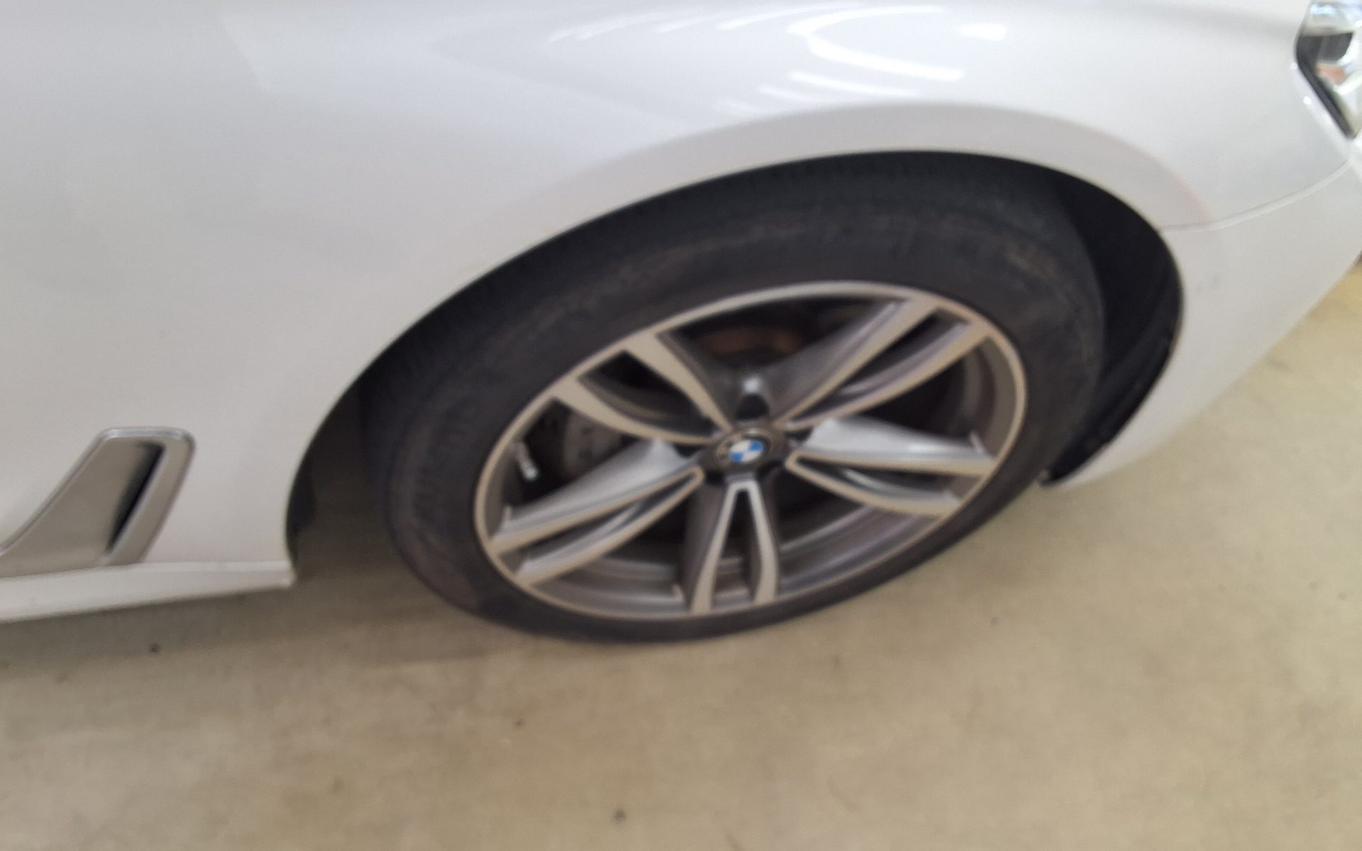 بي إم دبليو 7 Series (6Th Gen) 730Ld إكس درايف M Sport Pack 2018 SPORT