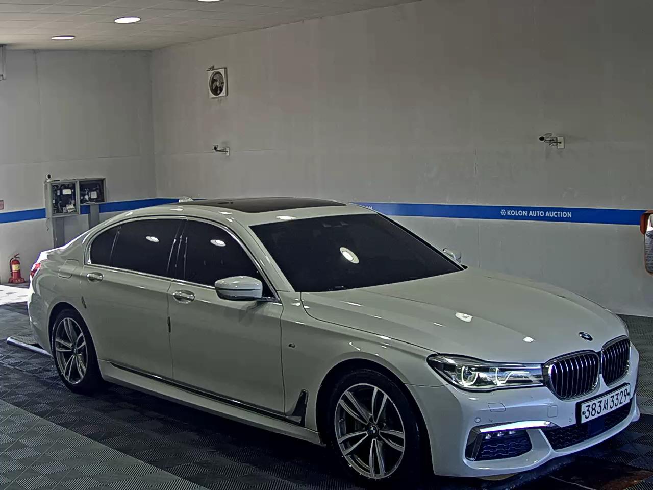 بي إم دبليو 7 Series (6Th Gen) 730Ld إكس درايف M Sport Pack 2018 SPORT