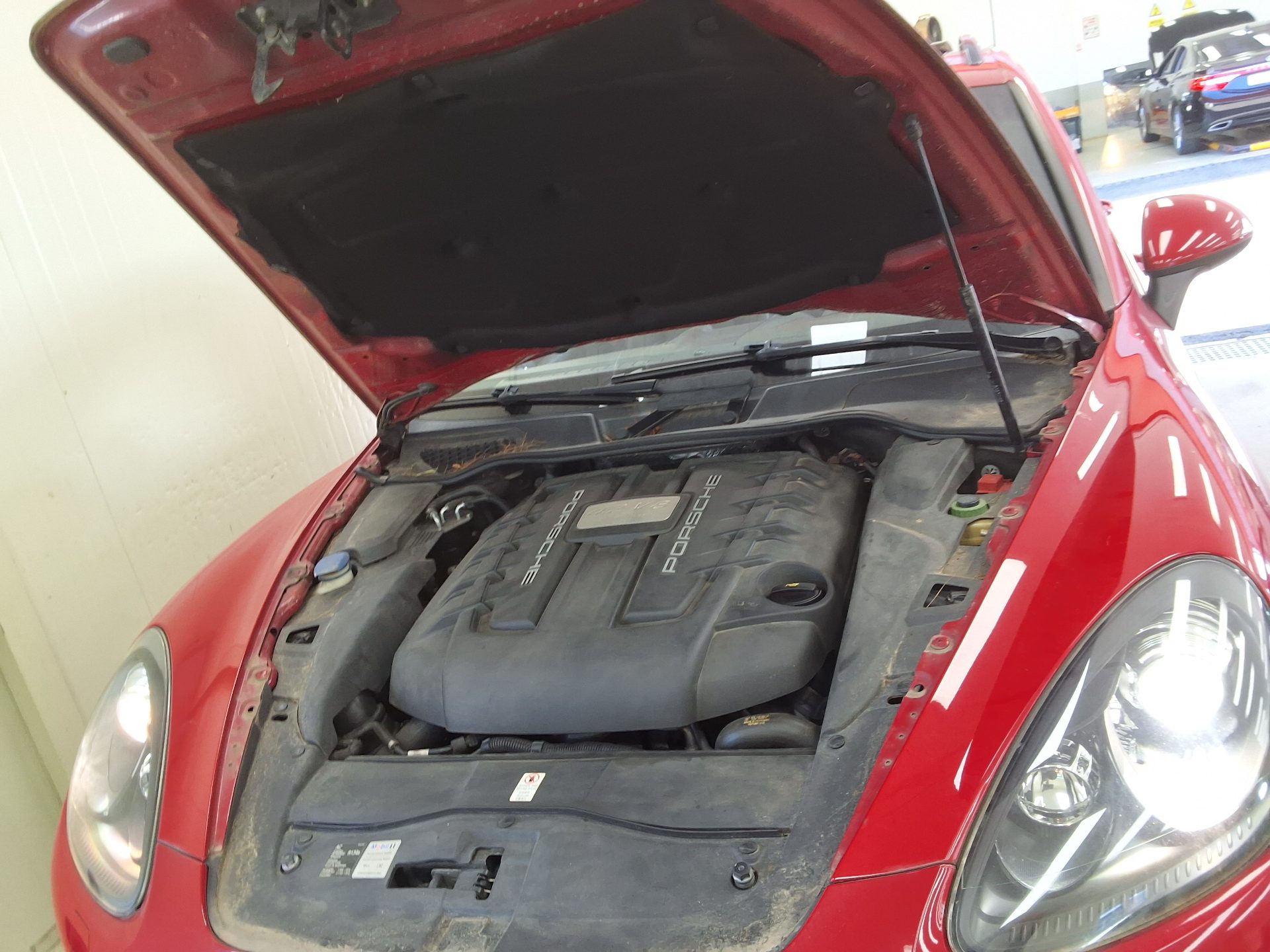 بورشه كايين (2Nd Gen) ديزل 4.2 S 2014