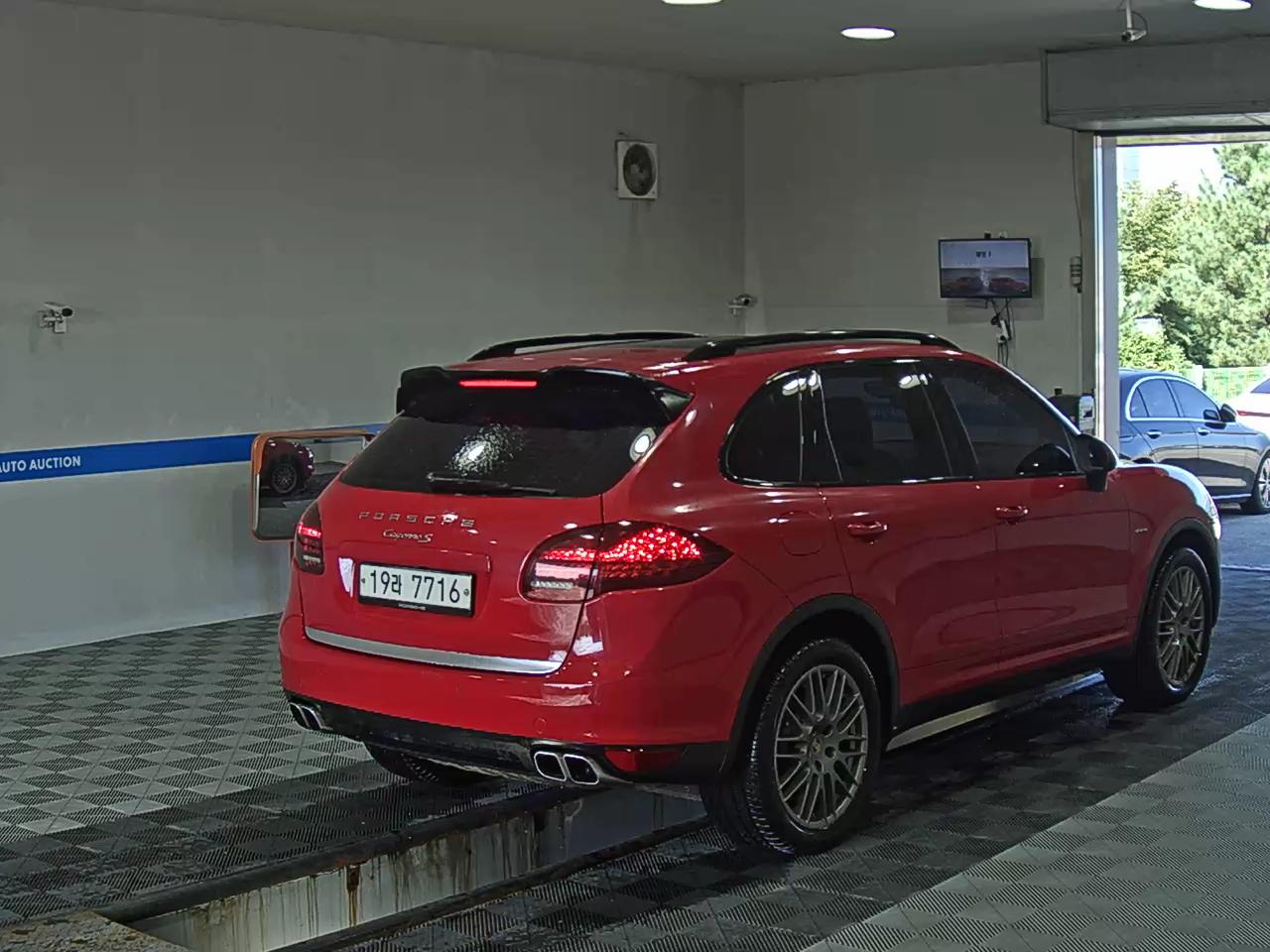 بورشه كايين (2Nd Gen) ديزل 4.2 S 2014