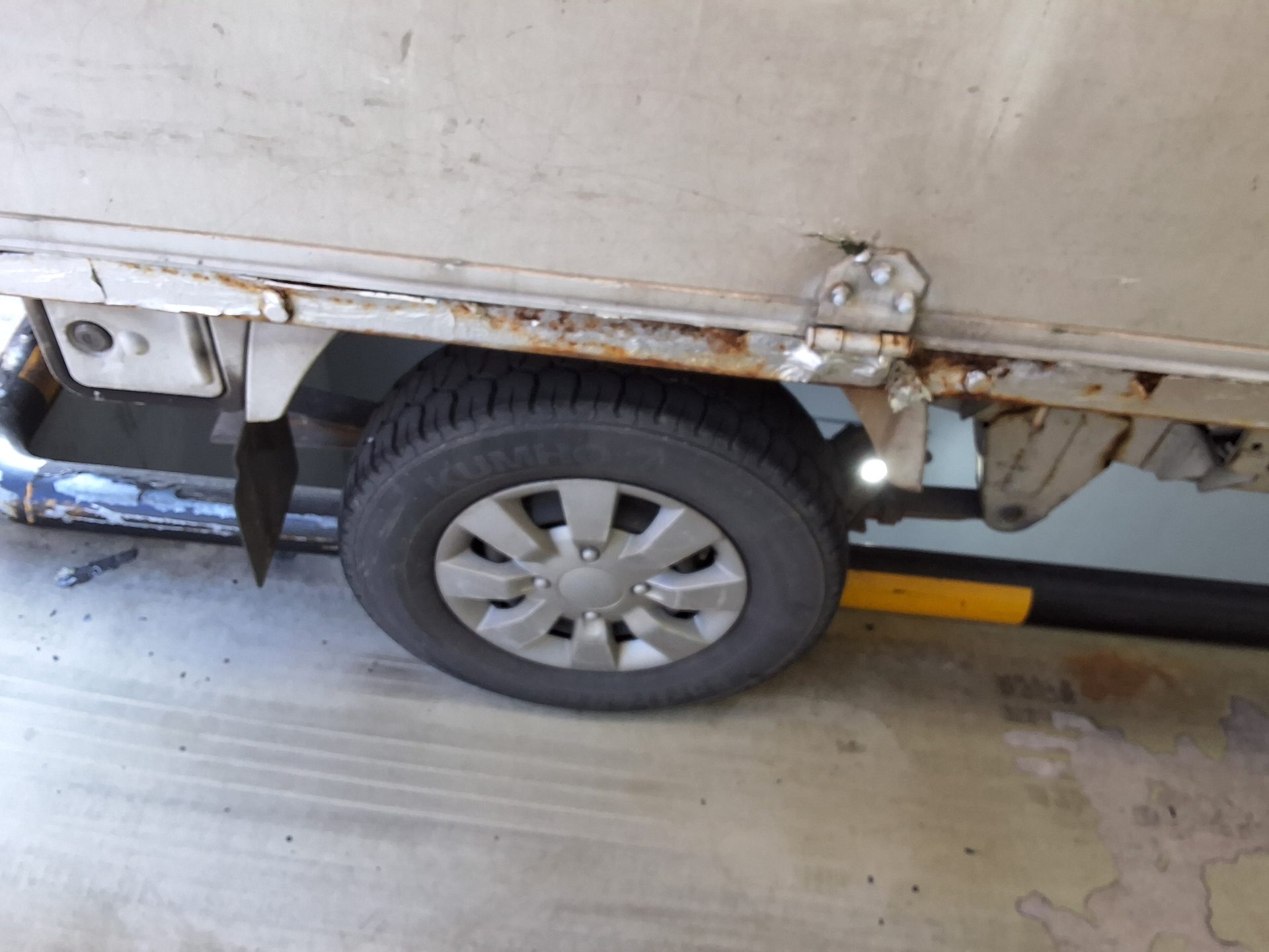 شيفروليه (Daewoo) جديد Labo Box شاحنة 2015