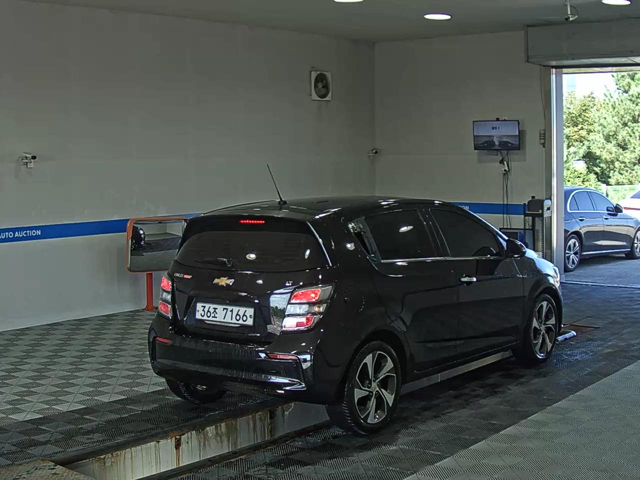 شيفروليه (Daewoo) الجديد أفيو 5 أبواب 1.4 Lt 2017 LT