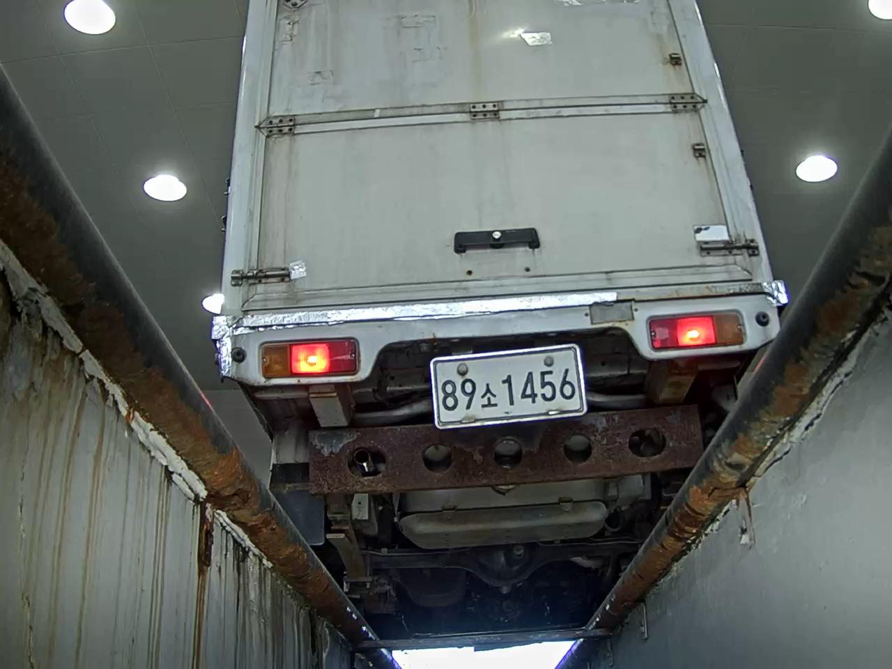 شيفروليه (Daewoo) جديد Labo Box شاحنة 2015