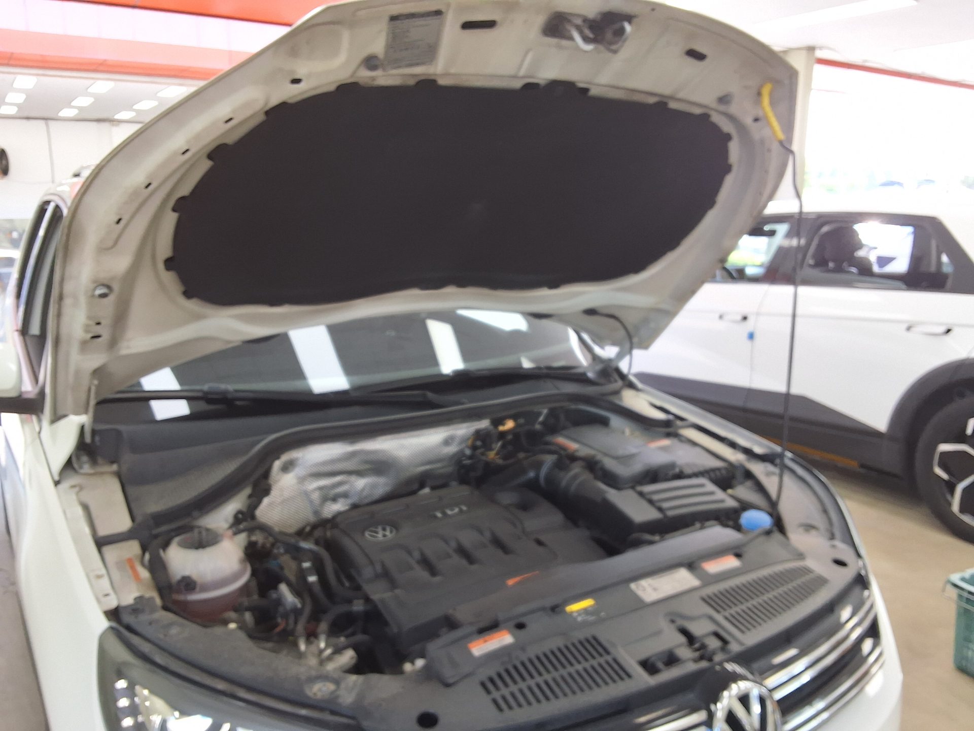 فولكس فاجن تيجوان 2.0 TDI Bluemotion 2016