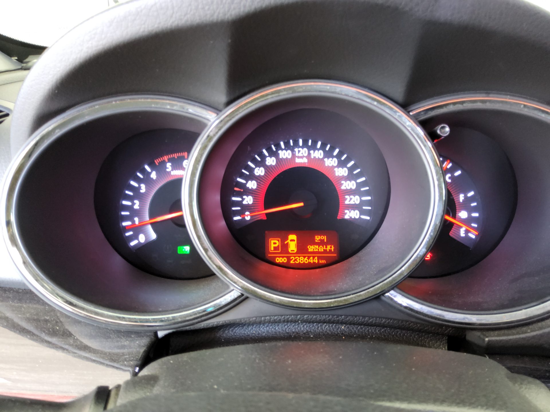 كيا سورينتو 2012 TLX فاخر