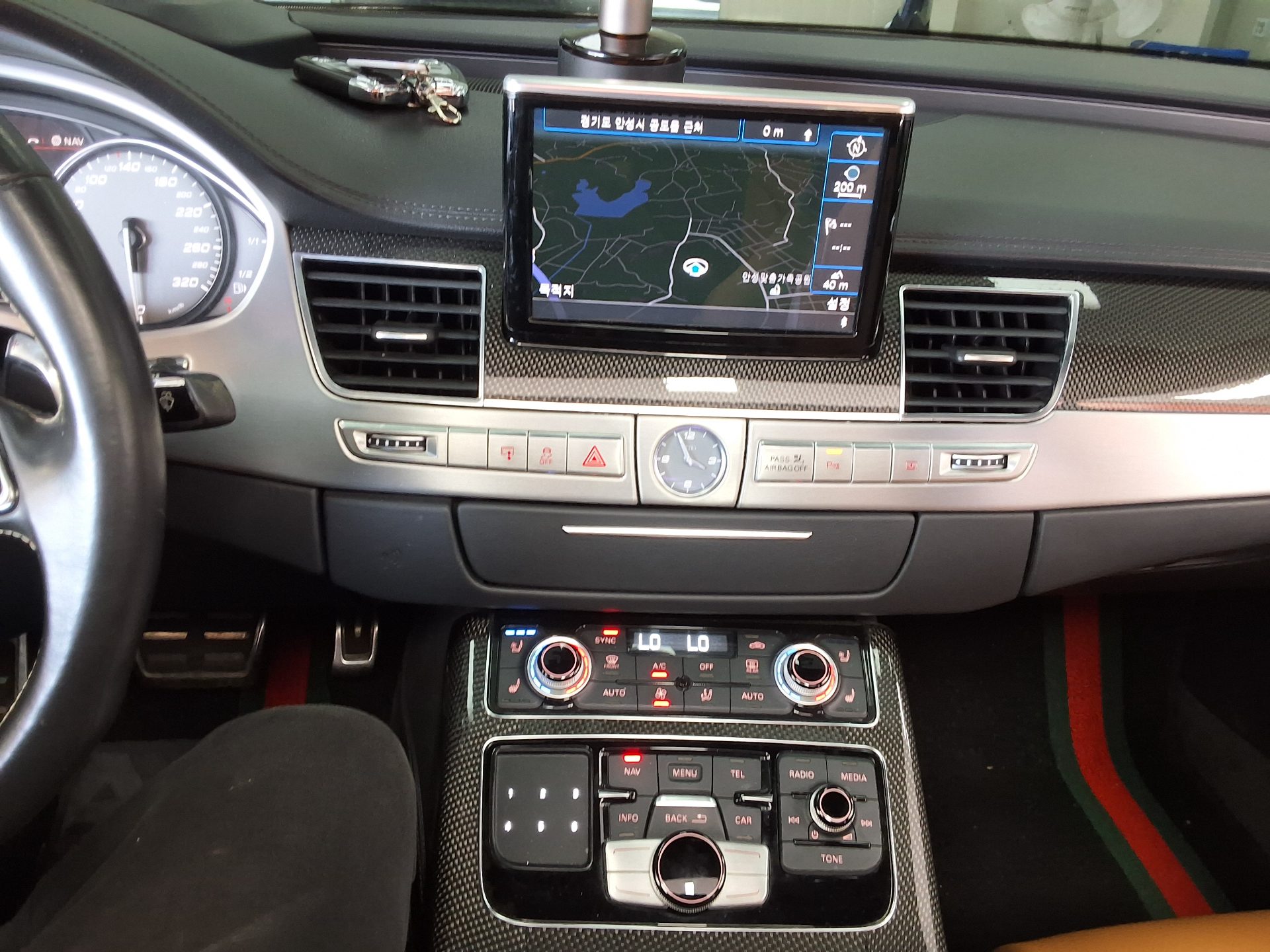 أودي S8 (3Rd Gen) 4.0 Tfsi كواترو 2015