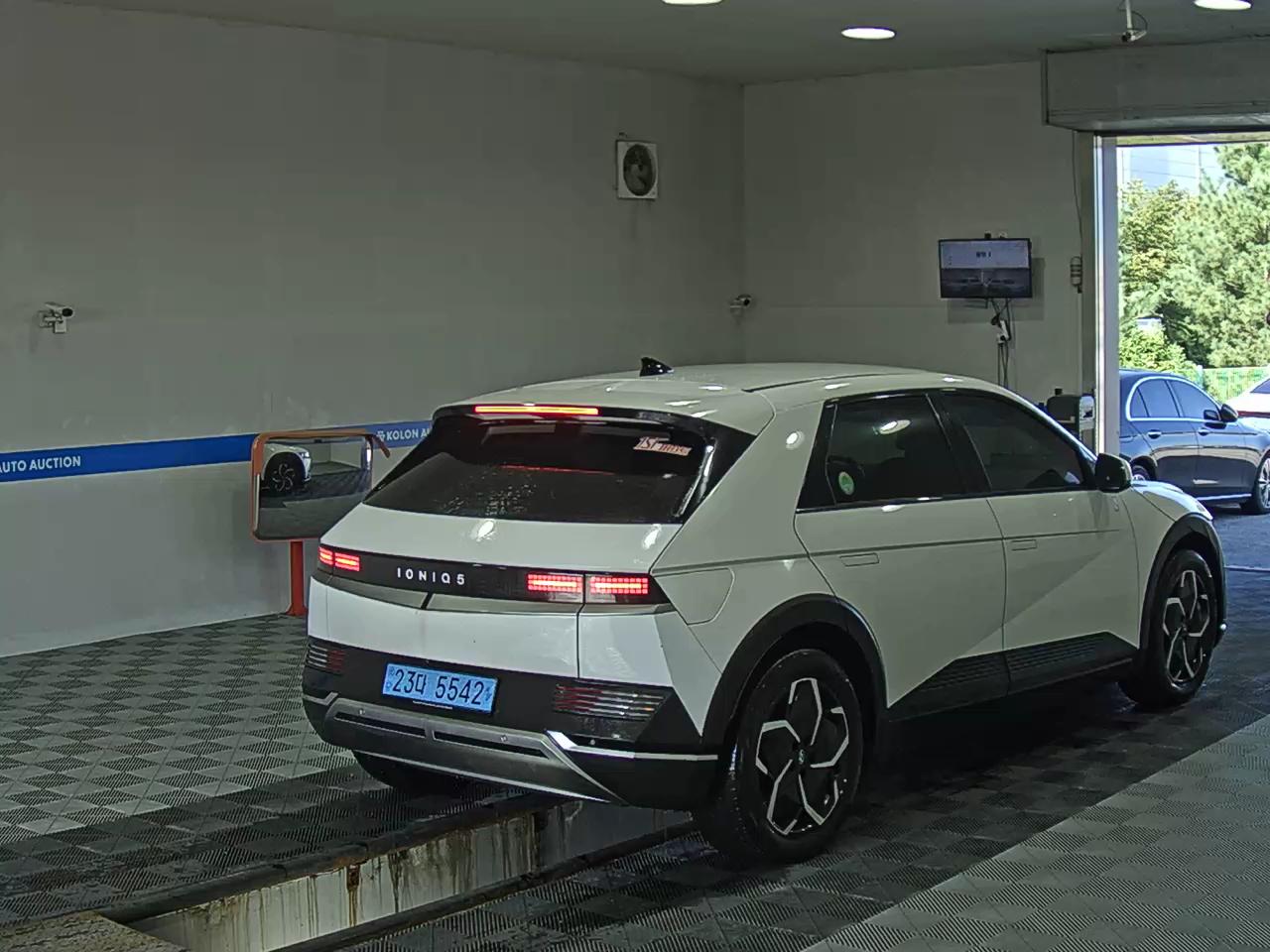 هيونداي أيونيك 2022 EV طويل المدى إكسكلوسيف