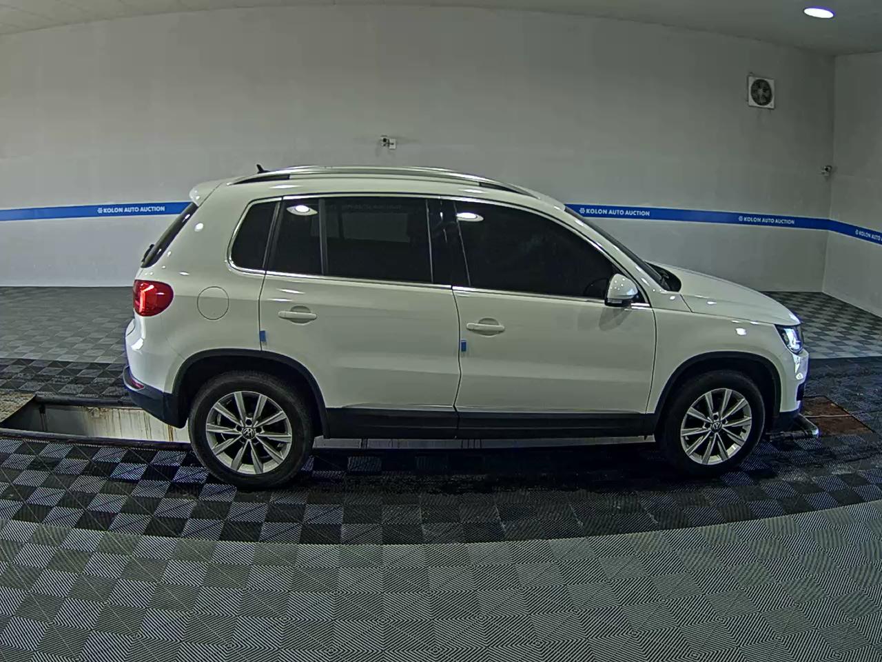 فولكس فاجن تيجوان 2.0 TDI Bluemotion 2016