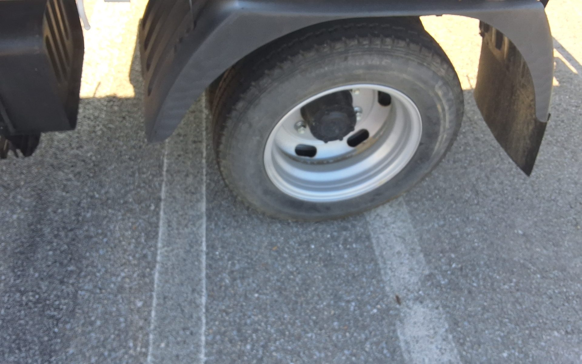 هيونداي الجديد كليا Mighty 2.5 طن Narrow Cab طويل Wheelbase منخفض Deck 2021 طويل المدى