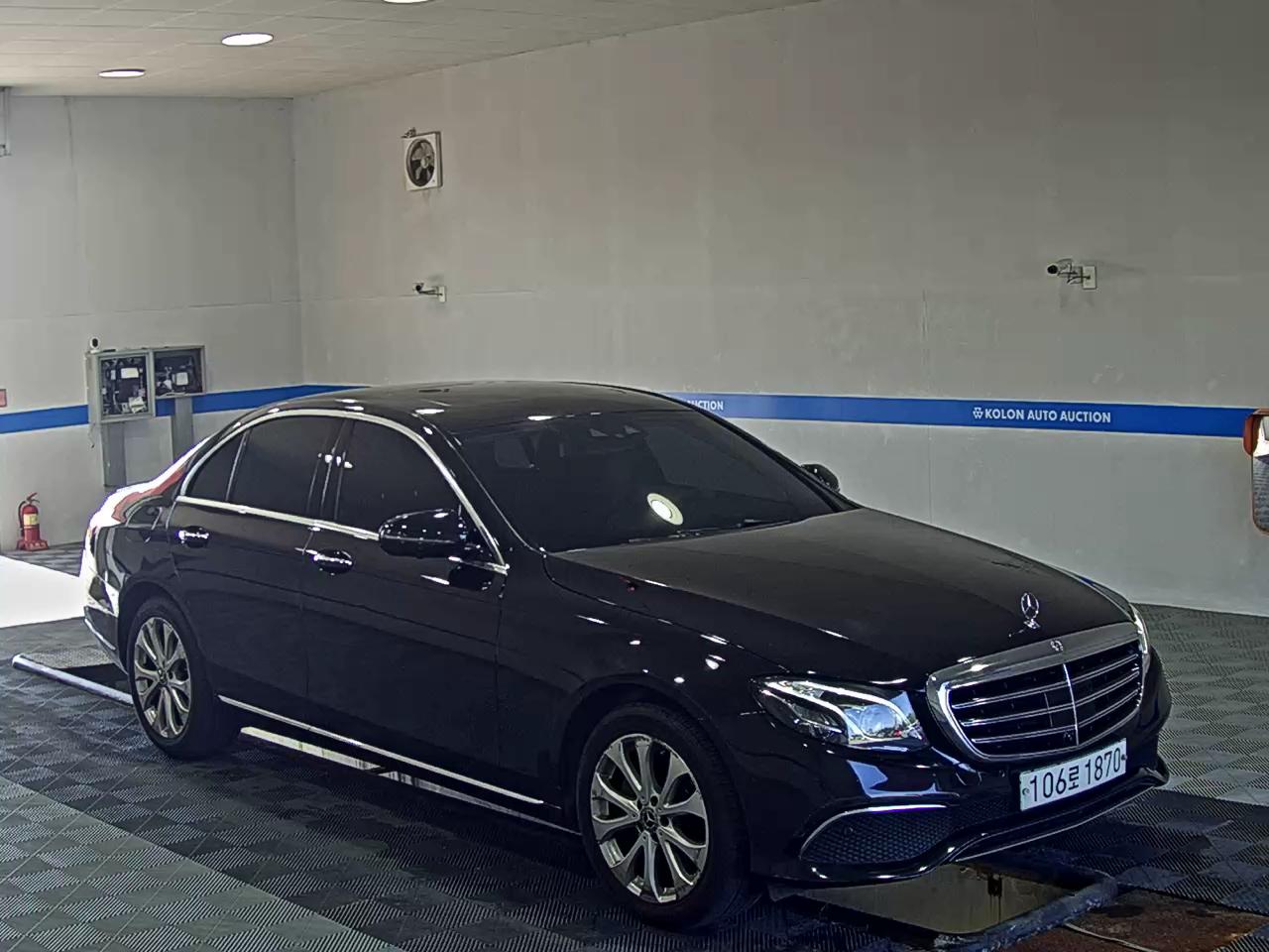 مرسيدس بنز E Class (5Th Gen) E300 فورماتيك إكسكلوسيف 2020 4MATIC إكسكلوسيف