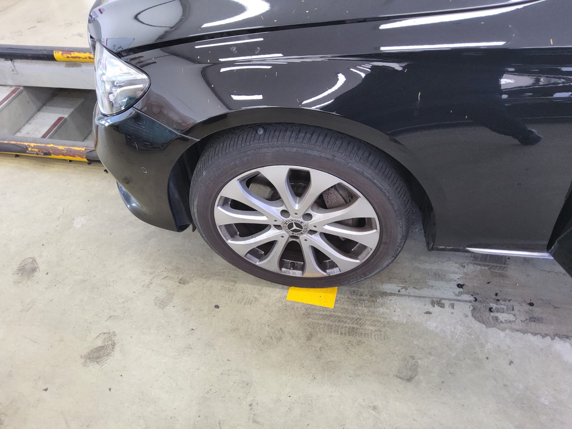 مرسيدس بنز E Class (5Th Gen) E300 إكسكلوسيف 2019 إكسكلوسيف
