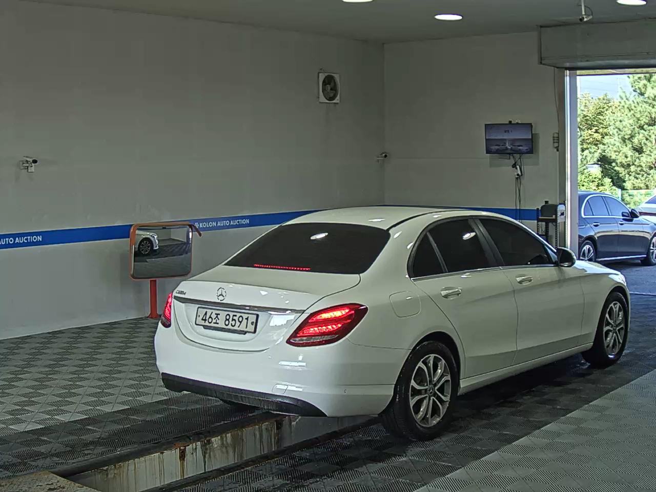 مرسيدس بنز C Class (4Th Gen) C200 D 2018 C200