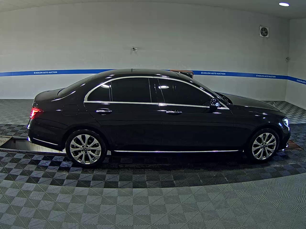 مرسيدس بنز E Class (5Th Gen) E300 إكسكلوسيف 2019 إكسكلوسيف