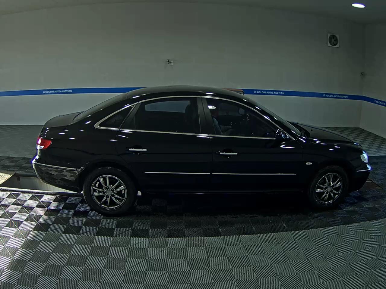 هيونداي جرانديور 2009 فاخر فاخر