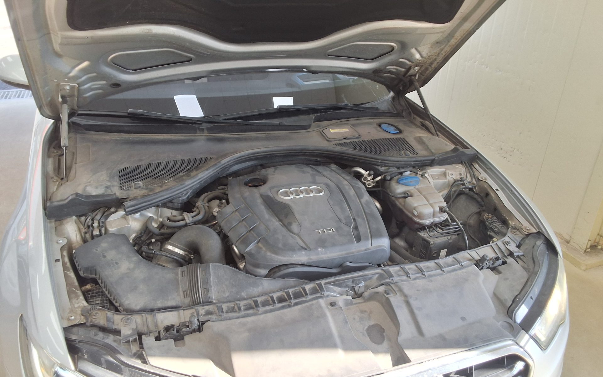 أودي إيه 6 (4Th Gen) 2.0 TDI Dynamic 2013