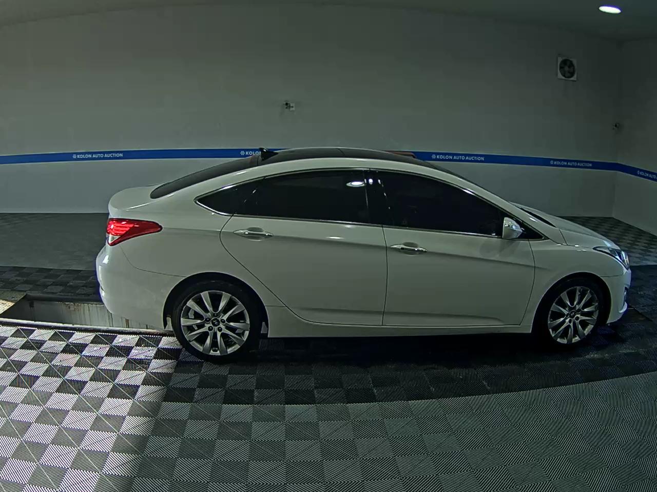 هيونداي I40 Salloon 1.7 VGT مودرن 2012 MODERN