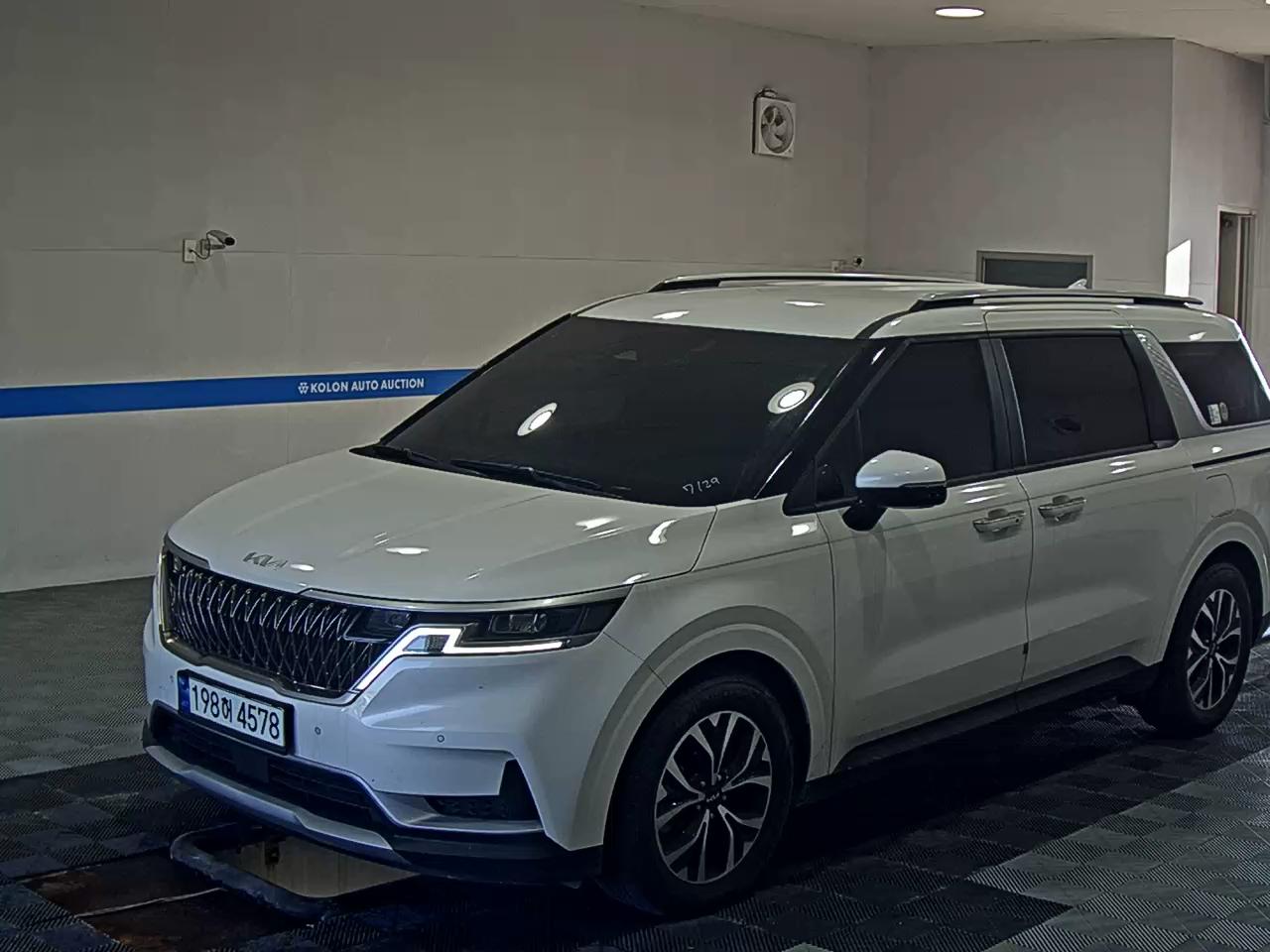 Kia Карнивал