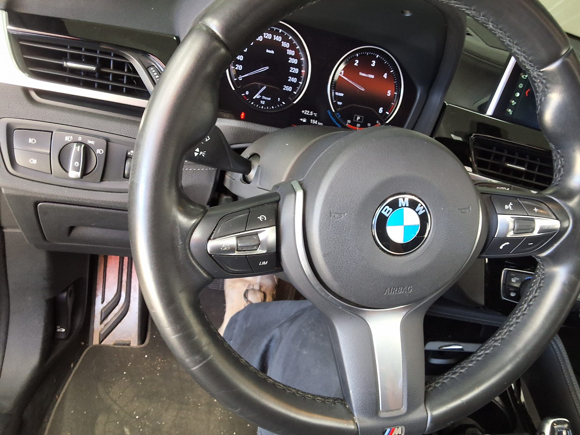 بي إم دبليو X2 20D إكس درايف M Sport Pack 2018 SPORT