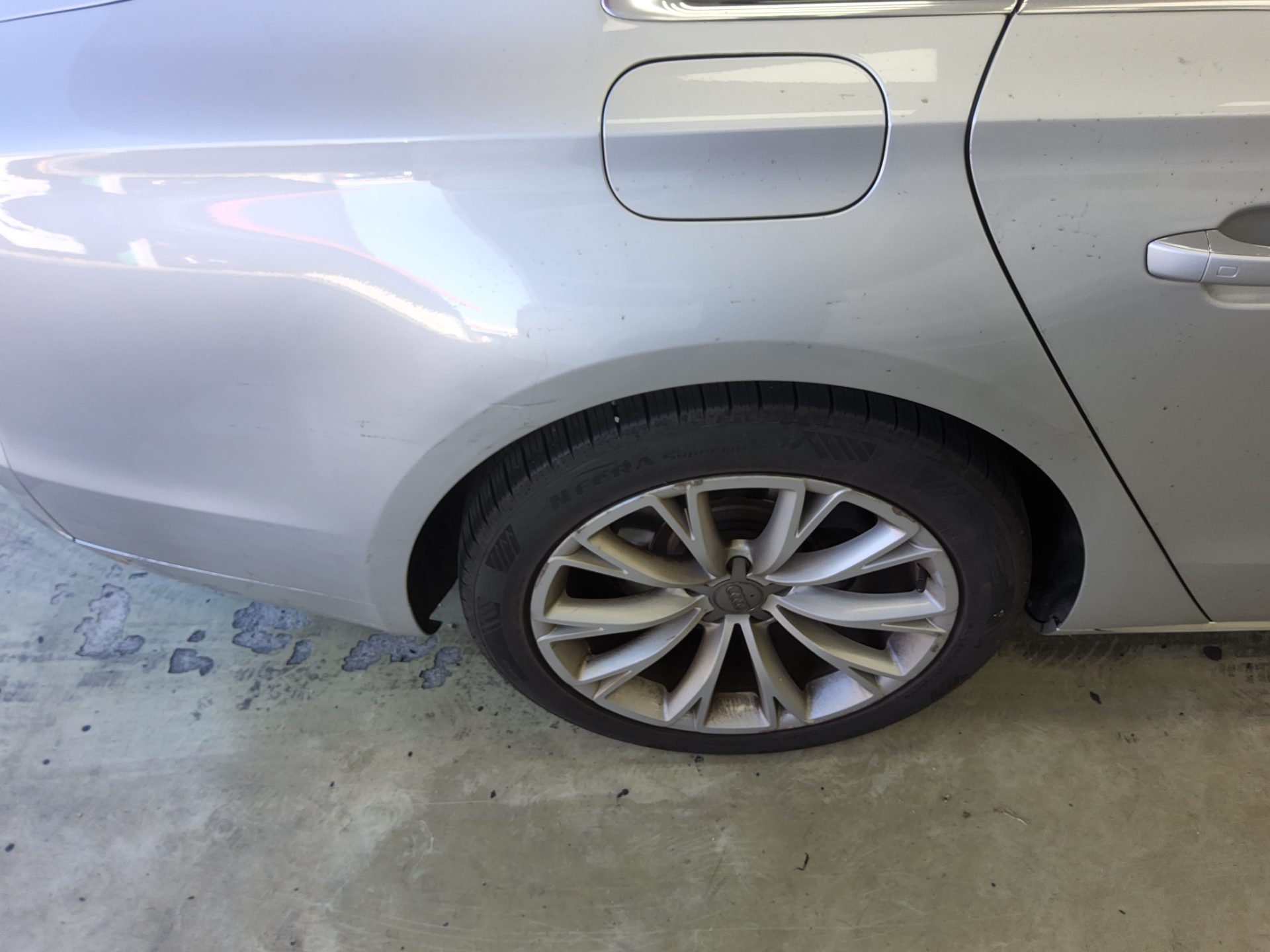 أودي إيه 8 (3Rd Gen) 3.0 TDI كواترو Lwb 2012