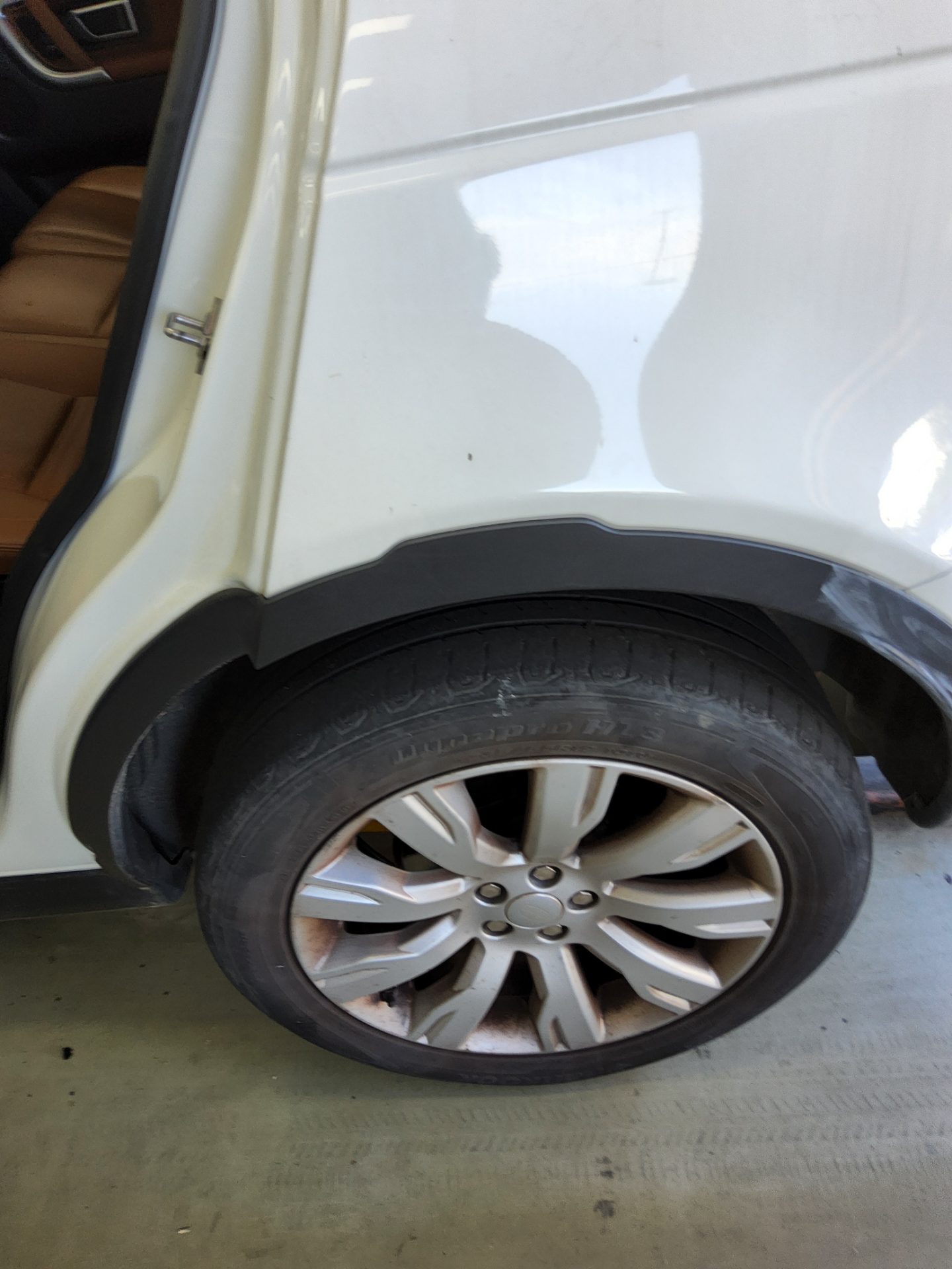 لاند روفر Rover Discovery Sport 2.0 Td4 Hse لكجري 2016 SPORT فاخر
