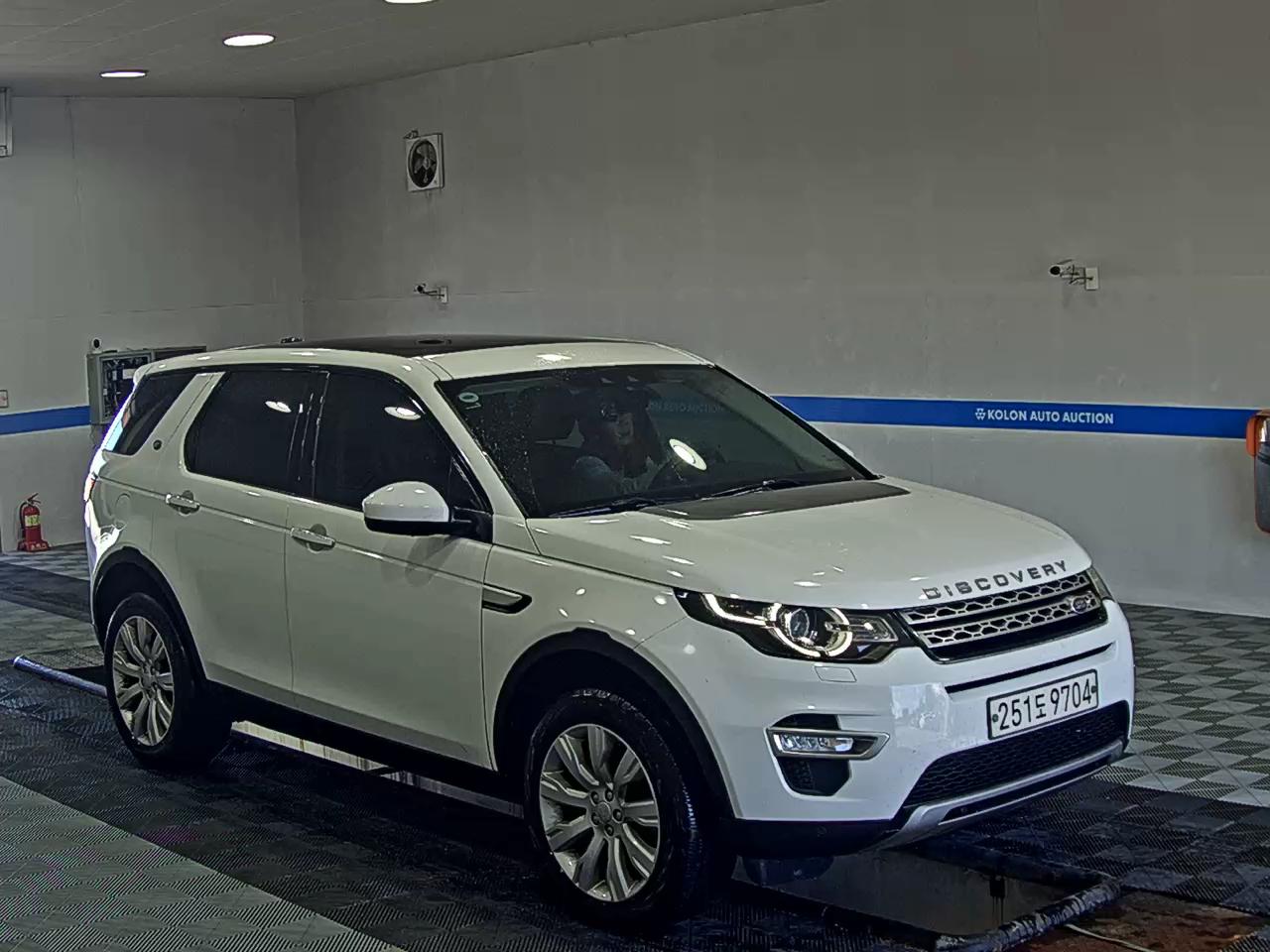 لاند روفر Rover Discovery Sport 2.0 Td4 Hse لكجري 2016 SPORT فاخر