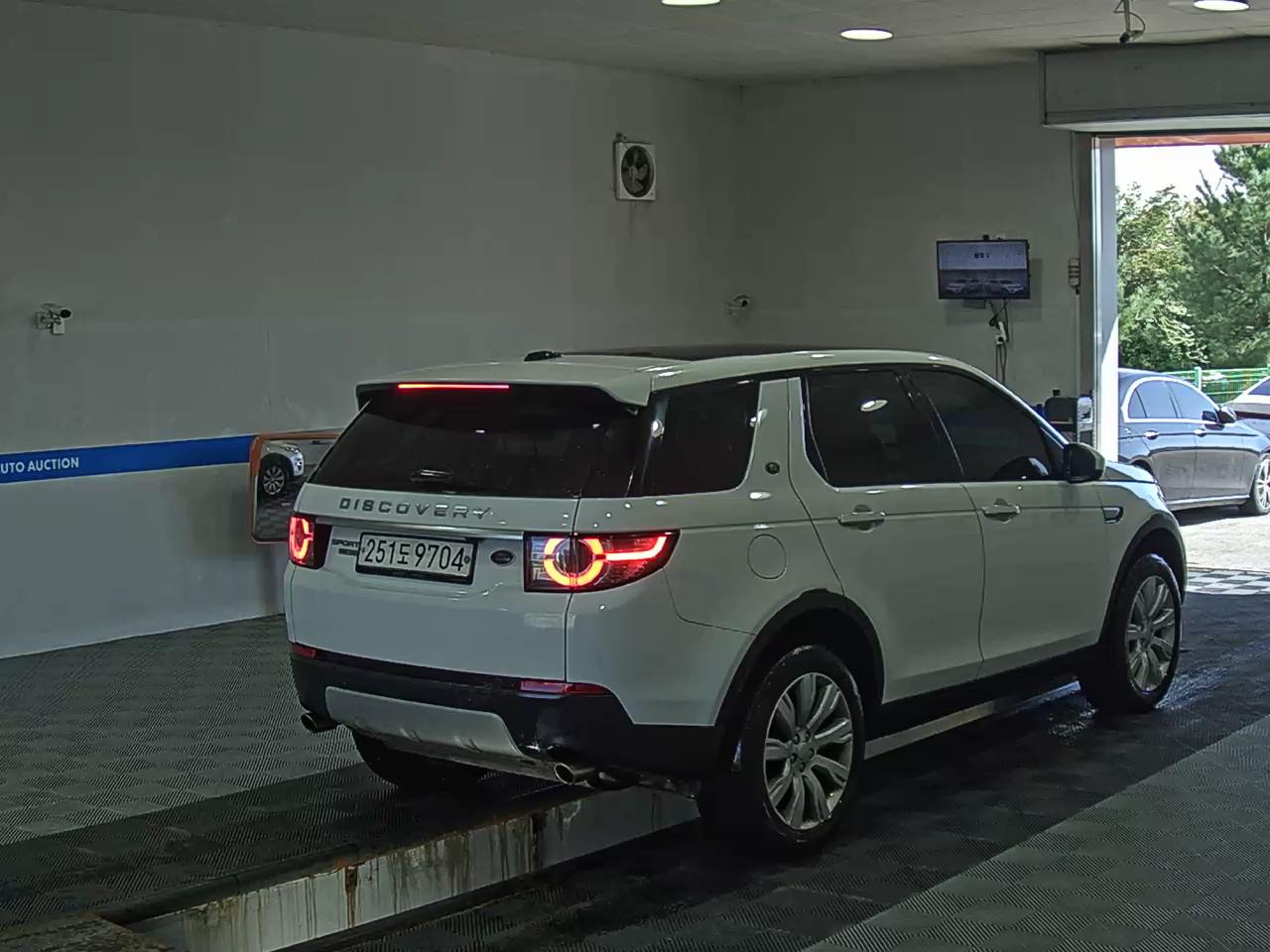 لاند روفر Rover Discovery Sport 2.0 Td4 Hse لكجري 2016 SPORT فاخر