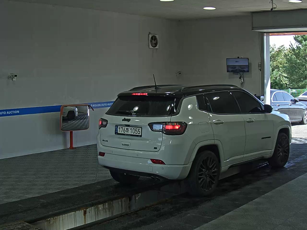 جيب كومباس (Mp) 2.4 دفع كلي S 2022 دفع رباعي