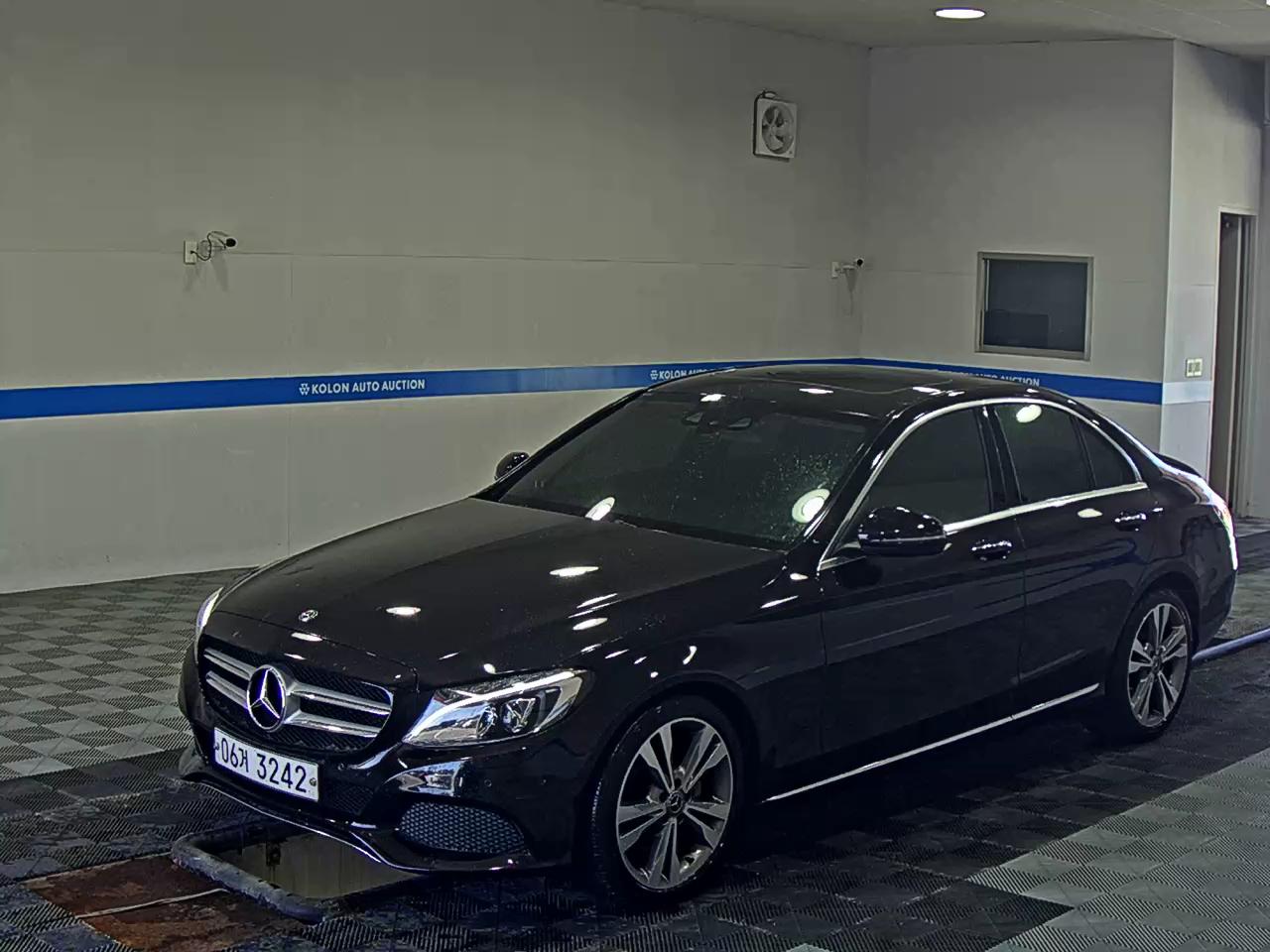 مرسيدس C-Class