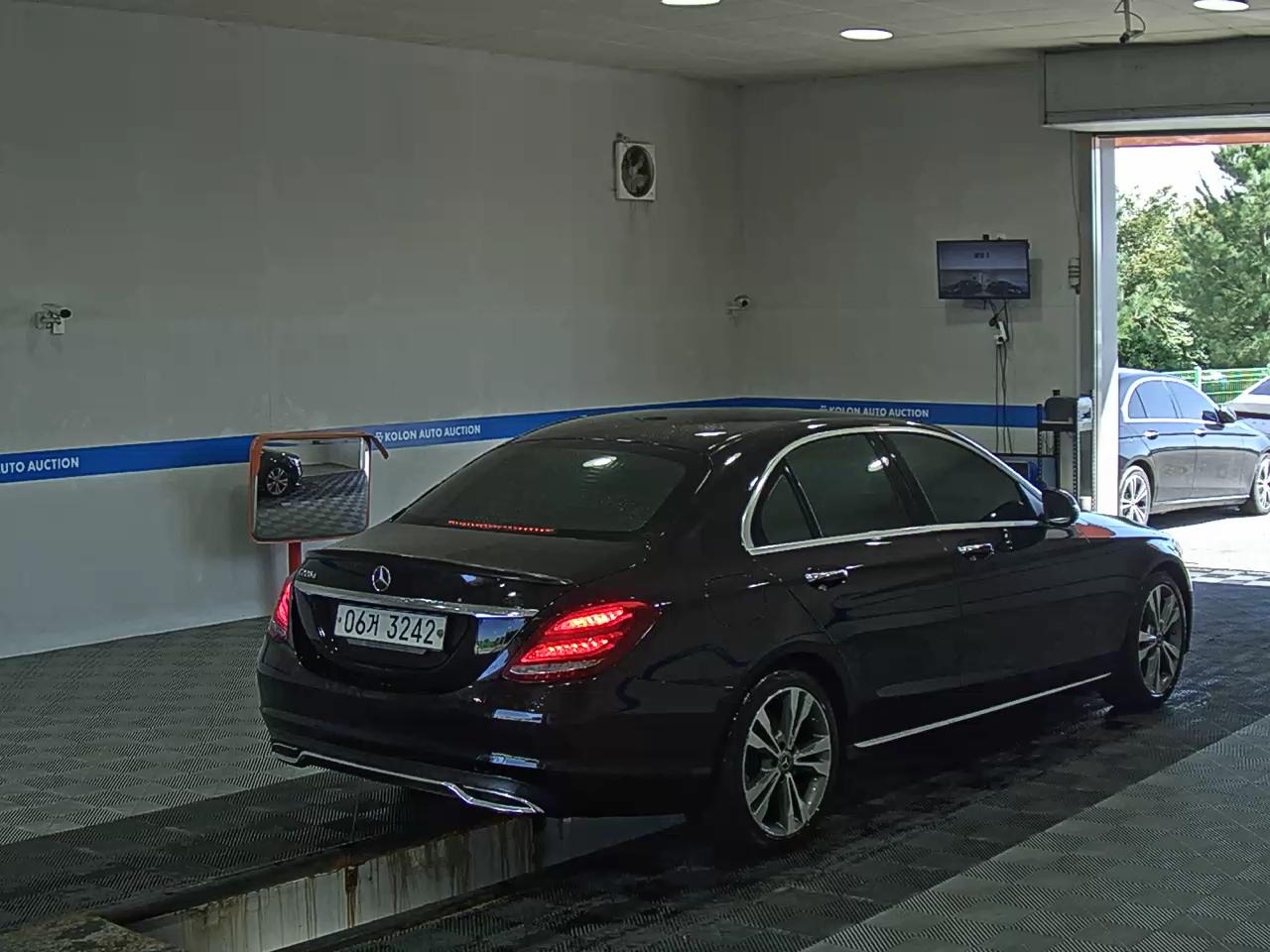 مرسيدس بنز C Class 2018 C220