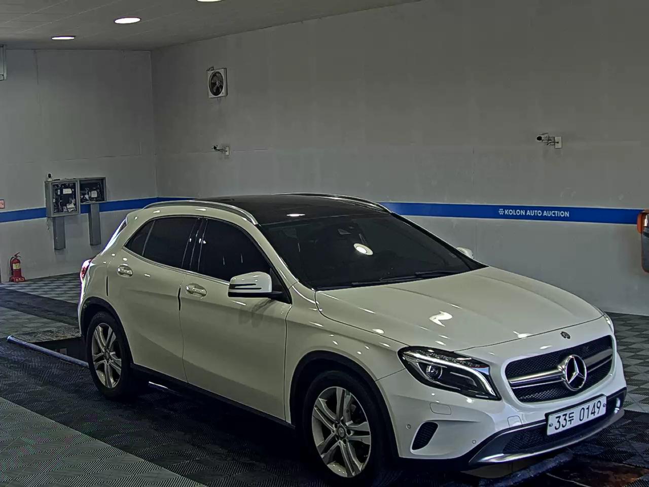 مرسيدس بنز جي إل إيه Class جي إل إيه 200 D فورماتيك 2017 4MATIC