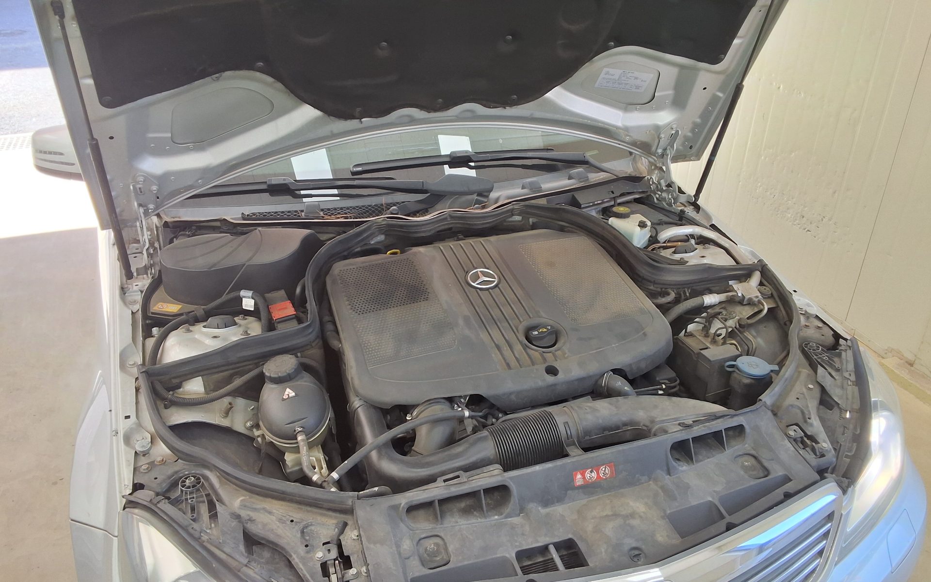 مرسيدس بنز C Class (3Rd Gen) C220 Cdi 2013 C220