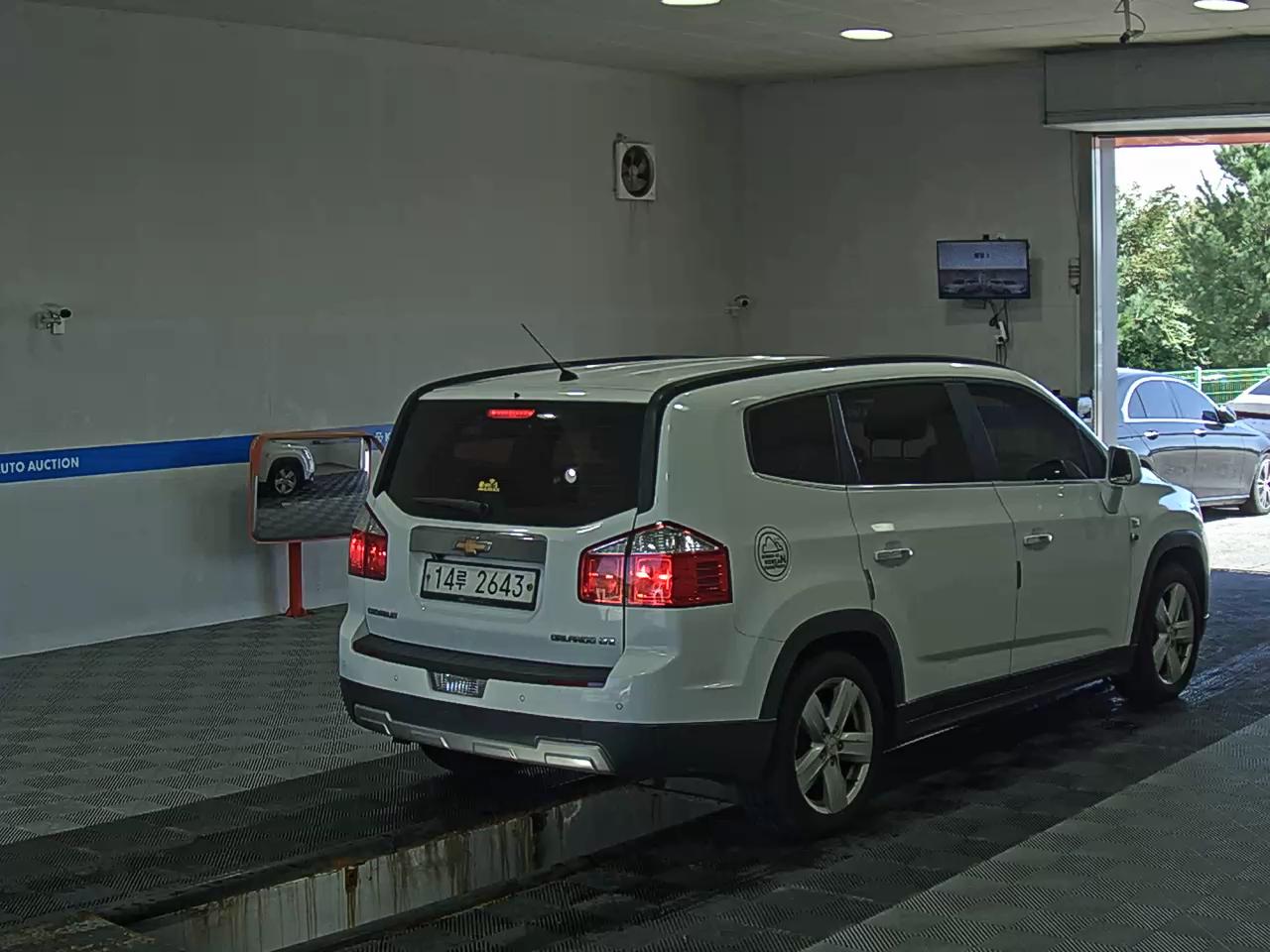 شيفروليه (Daewoo) أورلاندو 2.0 Lpgi Ltz بريميوم 2012 LTZ بريميوم