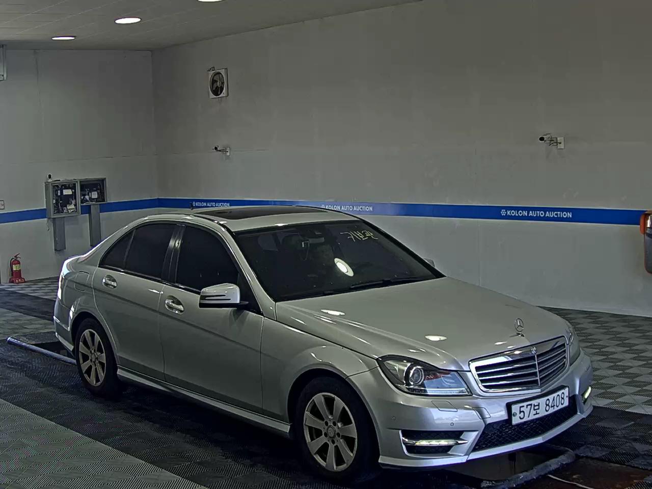 مرسيدس بنز C Class (3Rd Gen) C220 Cdi 2013 C220