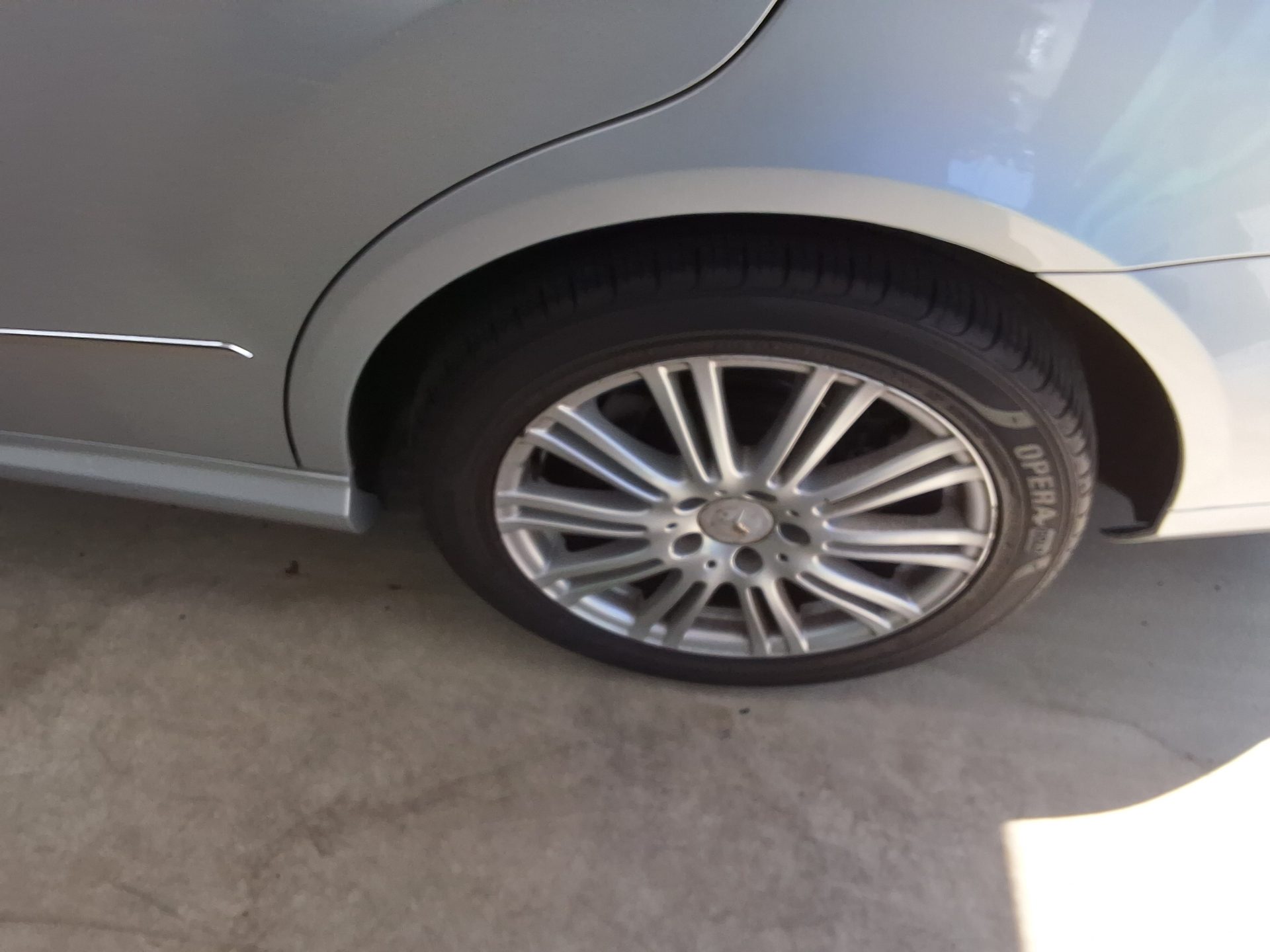 مرسيدس بنز E Class (4Th Gen) E300 Elegance 2010 E300