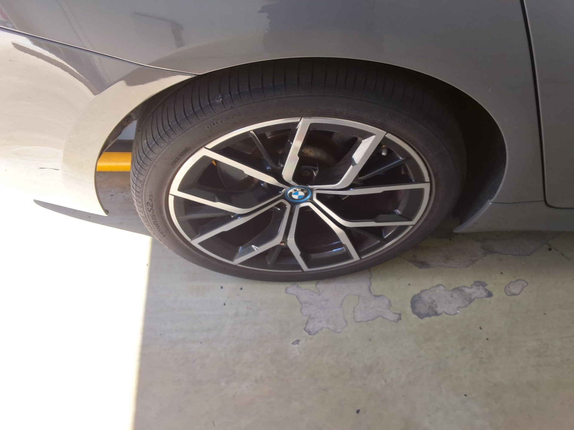 بي إم دبليو 5 Series (7Th Gen) 530E M Sport Pack 2022 SPORT