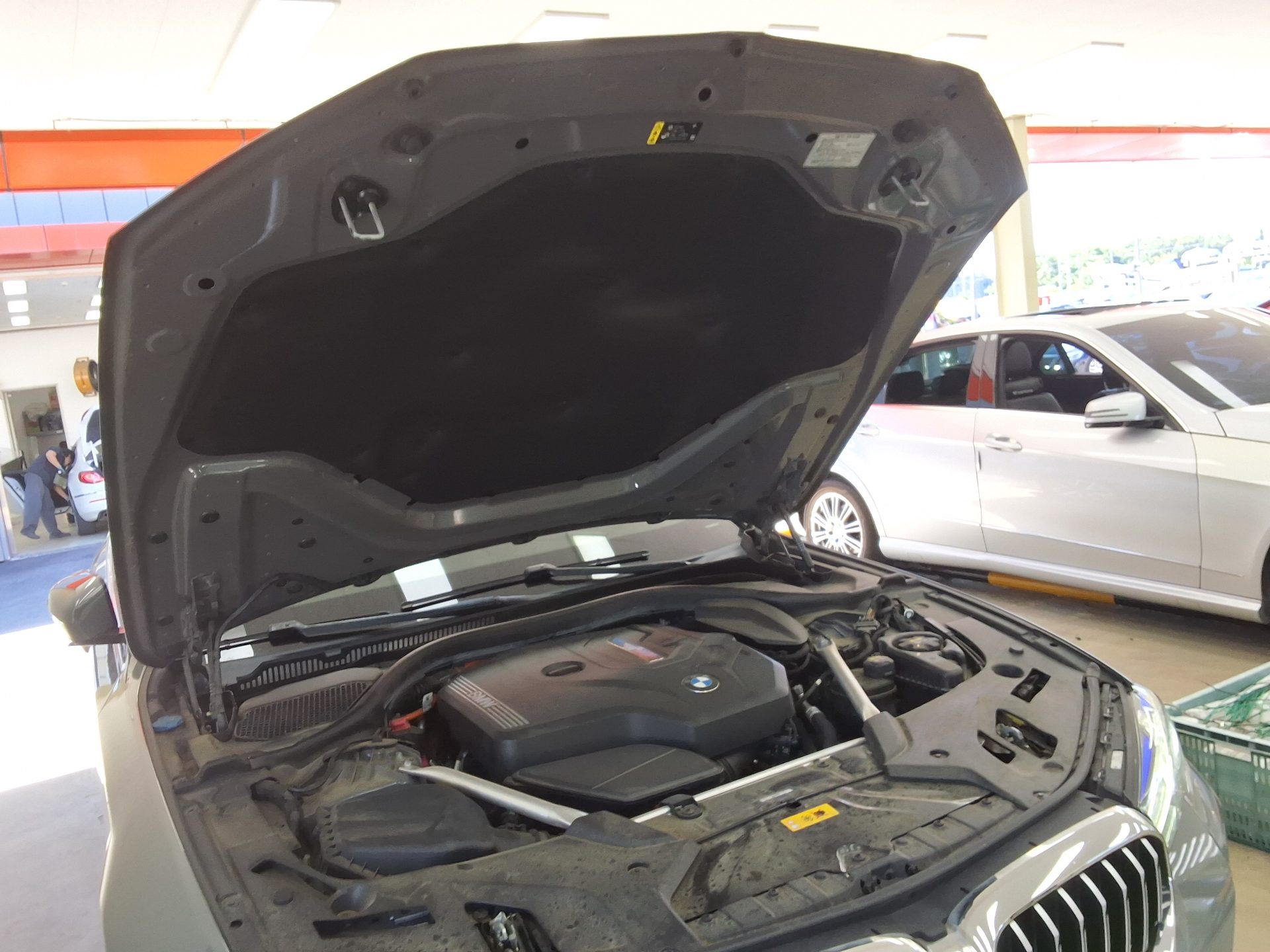 بي إم دبليو 5 Series (7Th Gen) 530E M Sport Pack 2022 SPORT