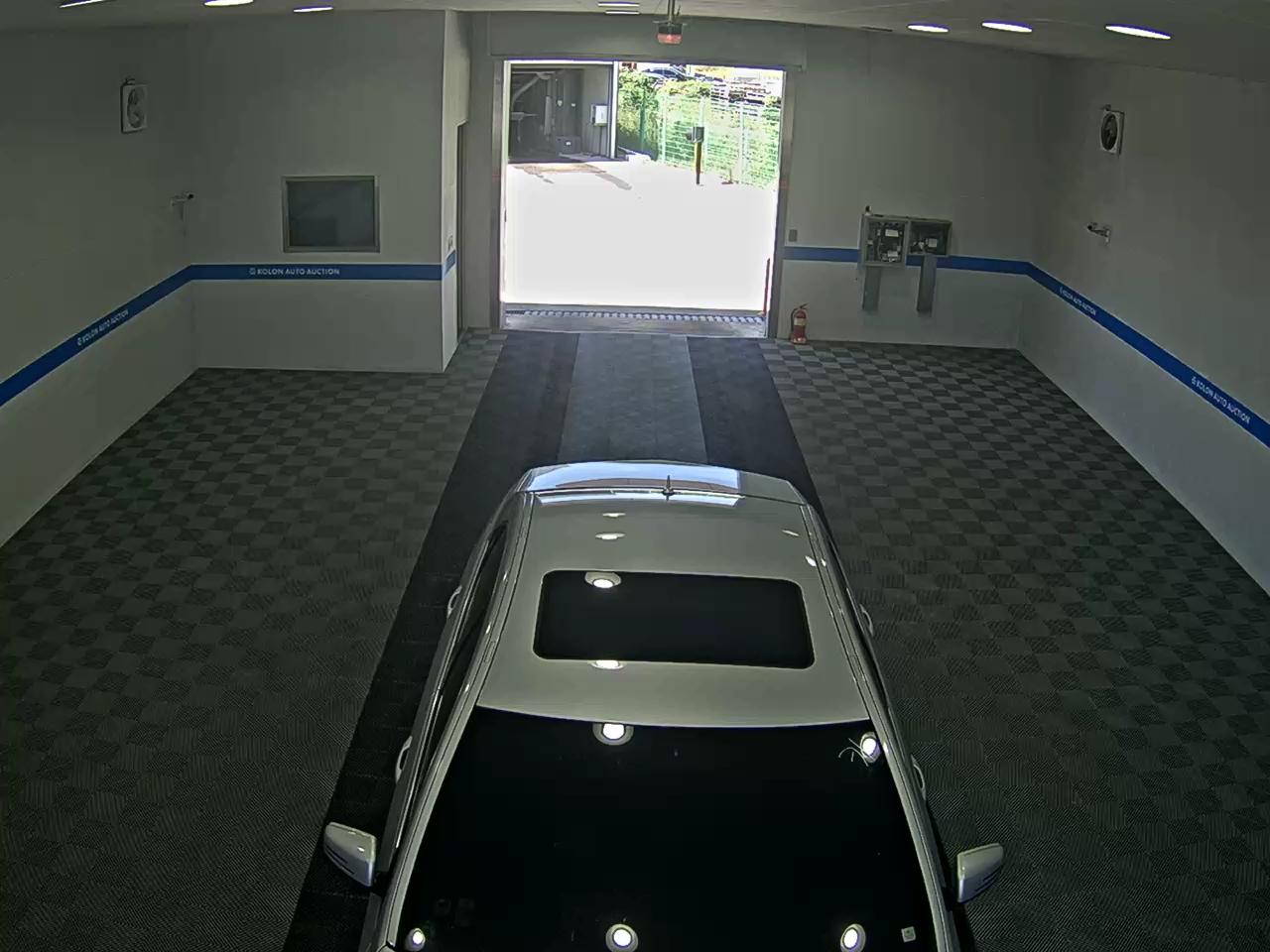 مرسيدس بنز E Class (4Th Gen) E300 Elegance 2010 E300