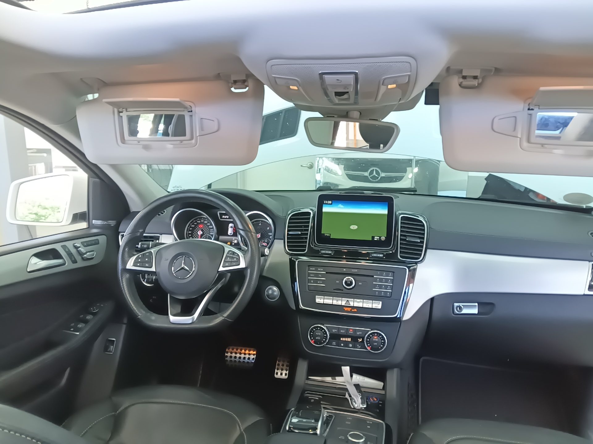 مرسيدس بنز جي إل إي Class (3Rd Gen) جي إل إي 350D فورماتيك كوبيه 2017 4MATIC