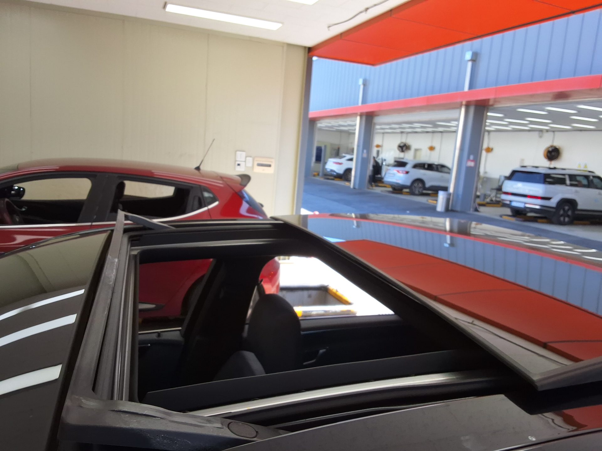 مرسيدس بنز E Class (4Th Gen) E300 فورماتيك Avantgarde 2015 4MATIC