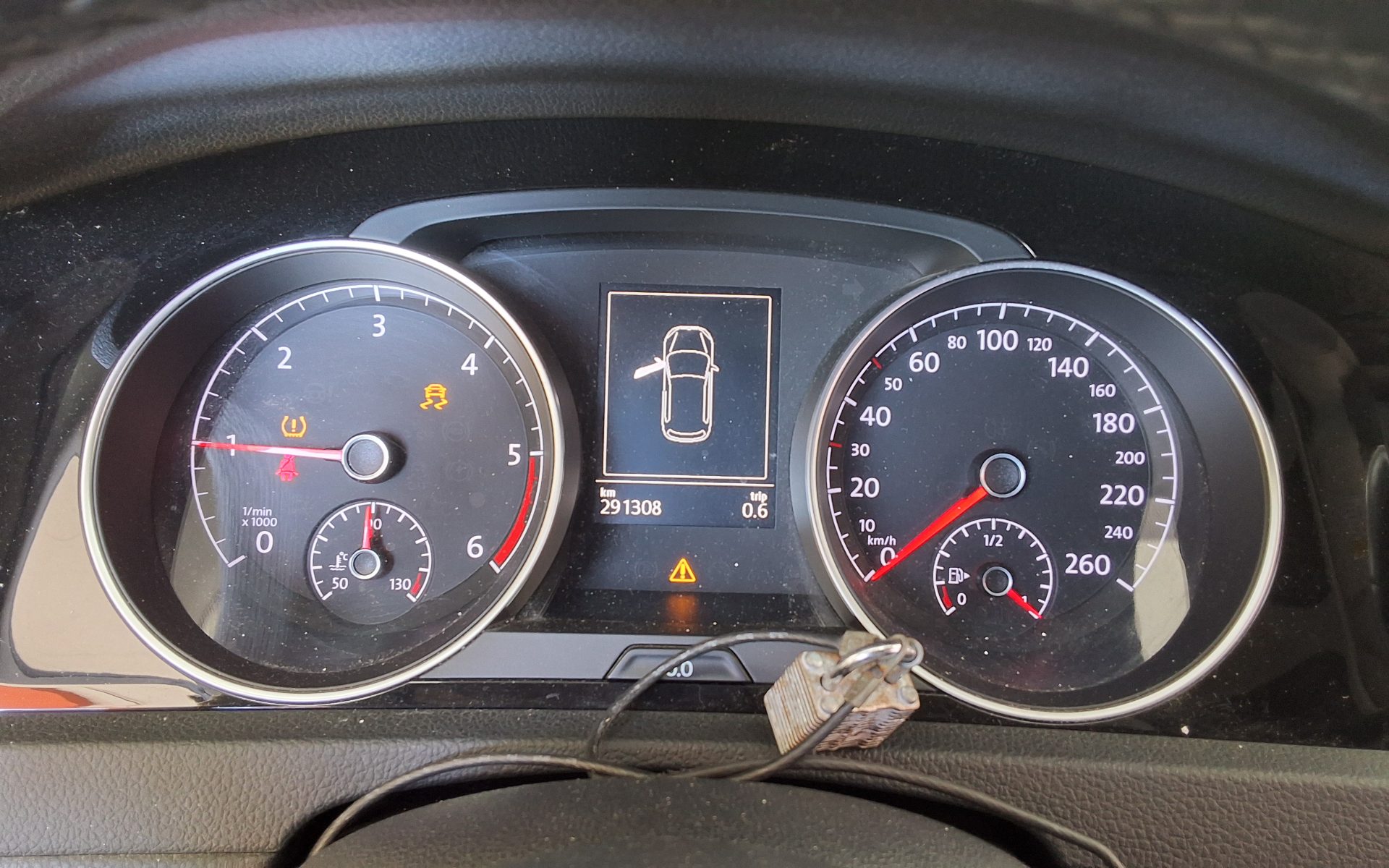 فولكس فاجن جولف (7Th Gen) 1.6 TDI Bluemotion 2013