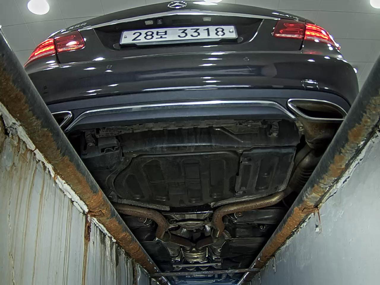 مرسيدس بنز E Class (4Th Gen) E300 فورماتيك Avantgarde 2015 4MATIC