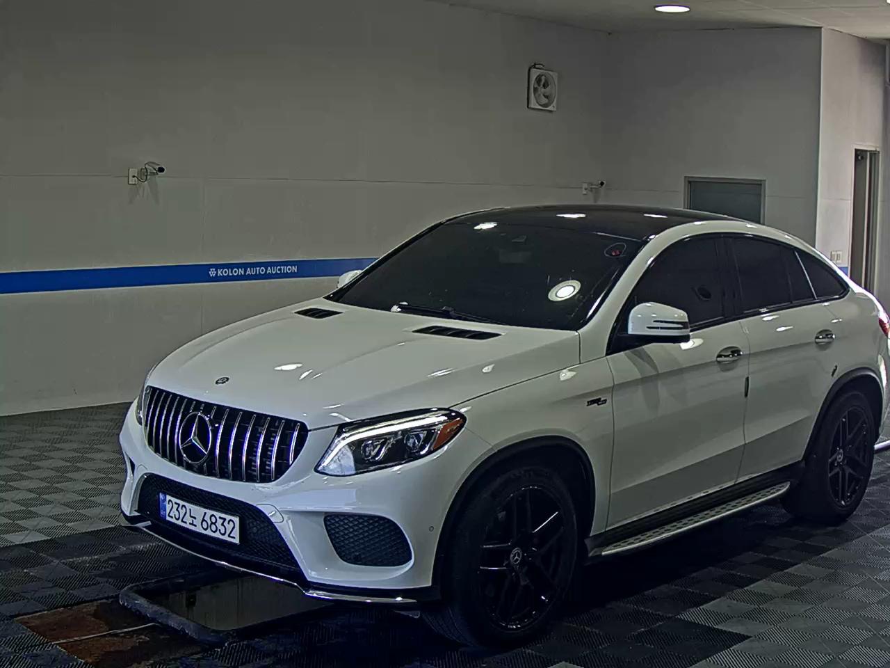 Mercedes-Benz GLE-Class