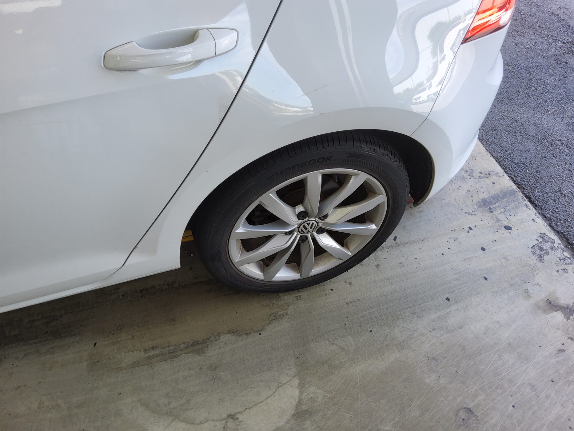 فولكس فاجن جولف (7Th Gen) 2.0 TDI 2015
