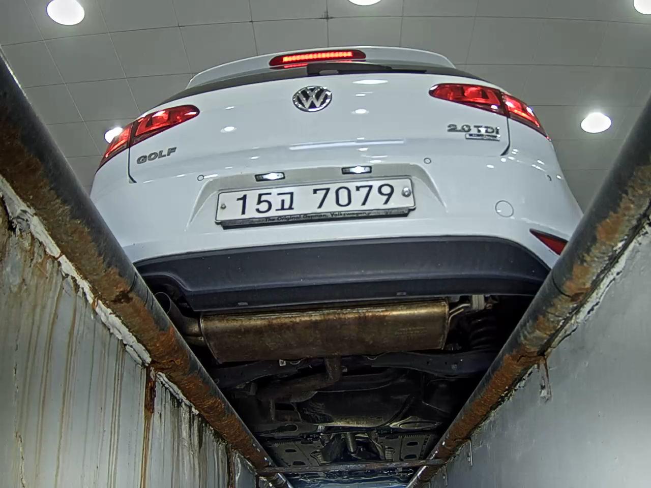 فولكس فاجن جولف (7Th Gen) 2.0 TDI 2015